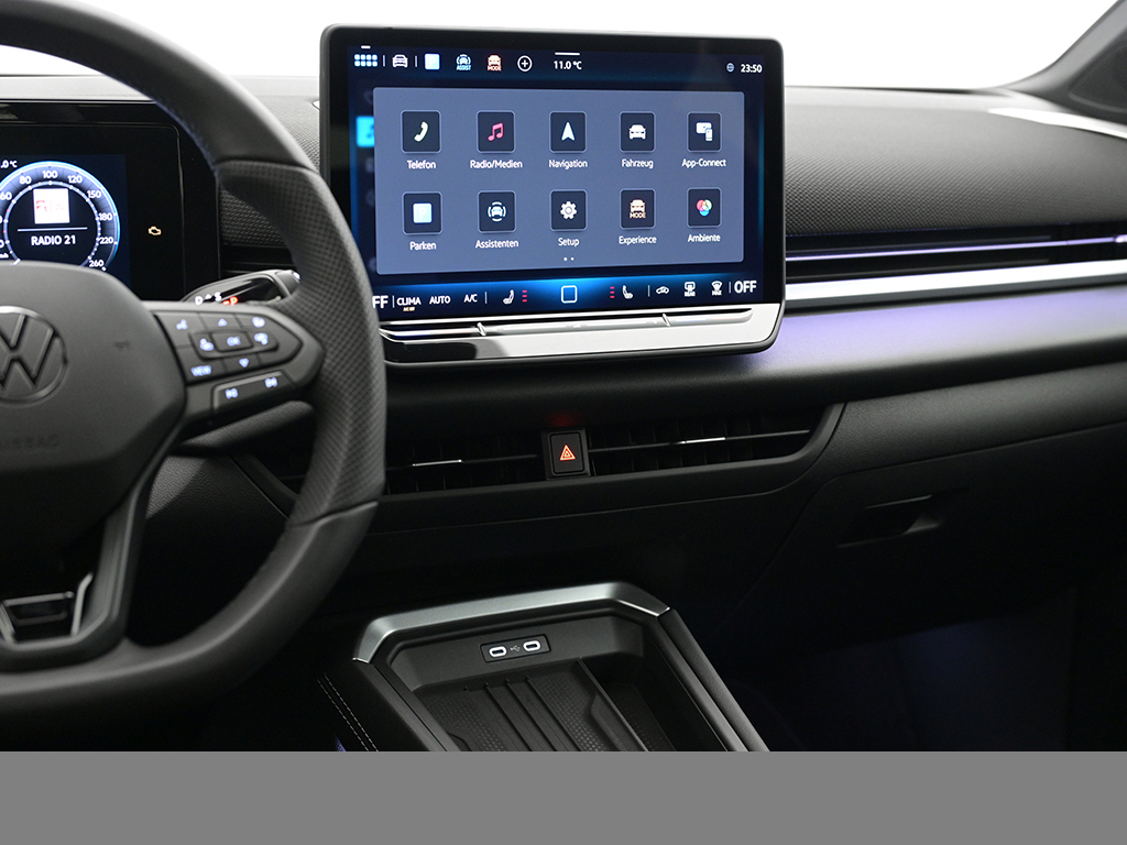 Volkswagen T-Roc 1.5 eTSI R-LINE BLACKSTYLE NEUESMODELL AHK