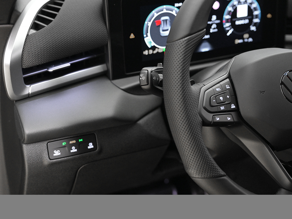 Volkswagen T-Roc 1.5 eTSI R-LINE BLACKSTYLE NEUESMODELL AHK