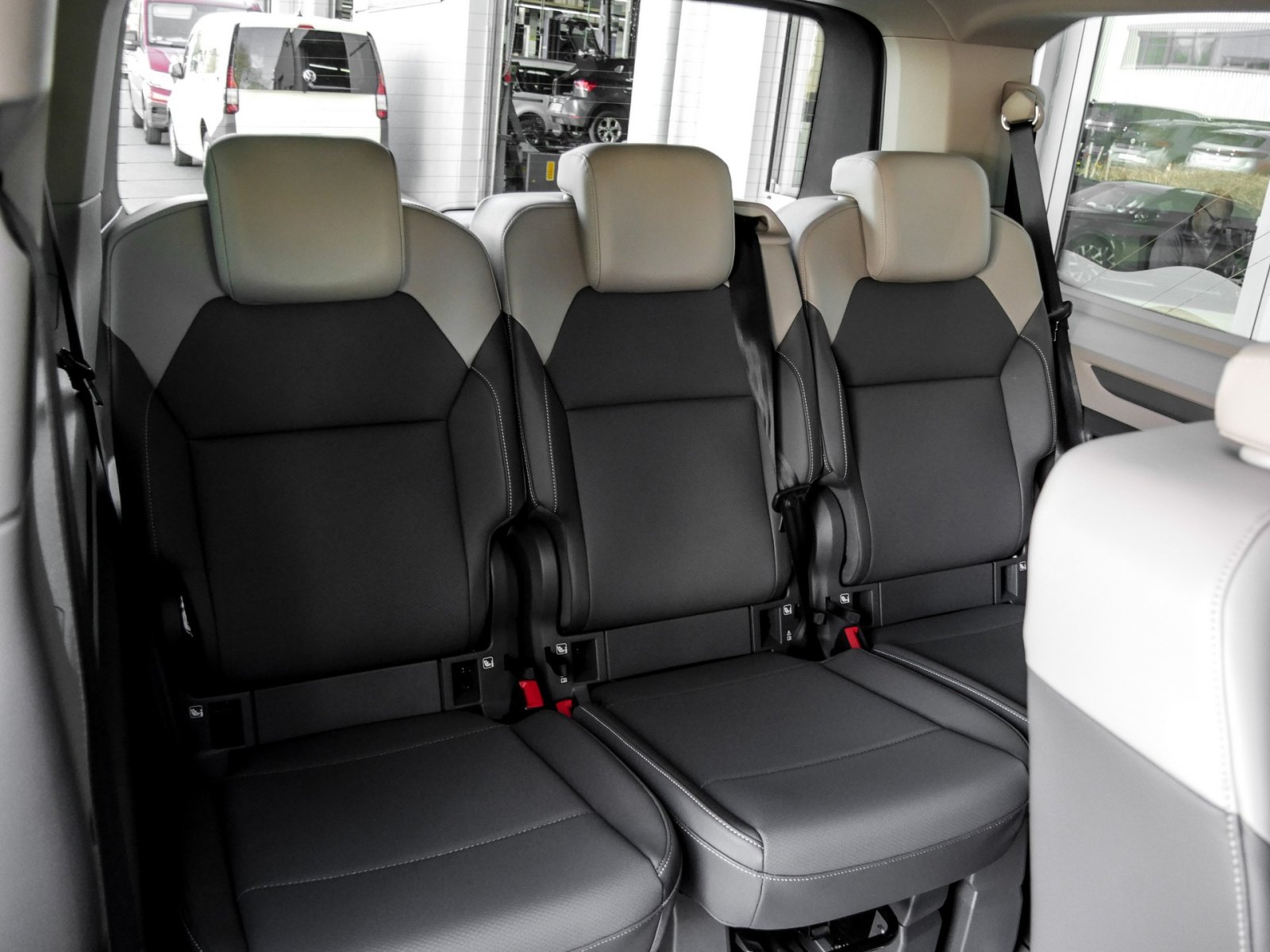 Volkswagen T7 Multivan 2.0 TAXI DSG LÜ STANDHZG AHK