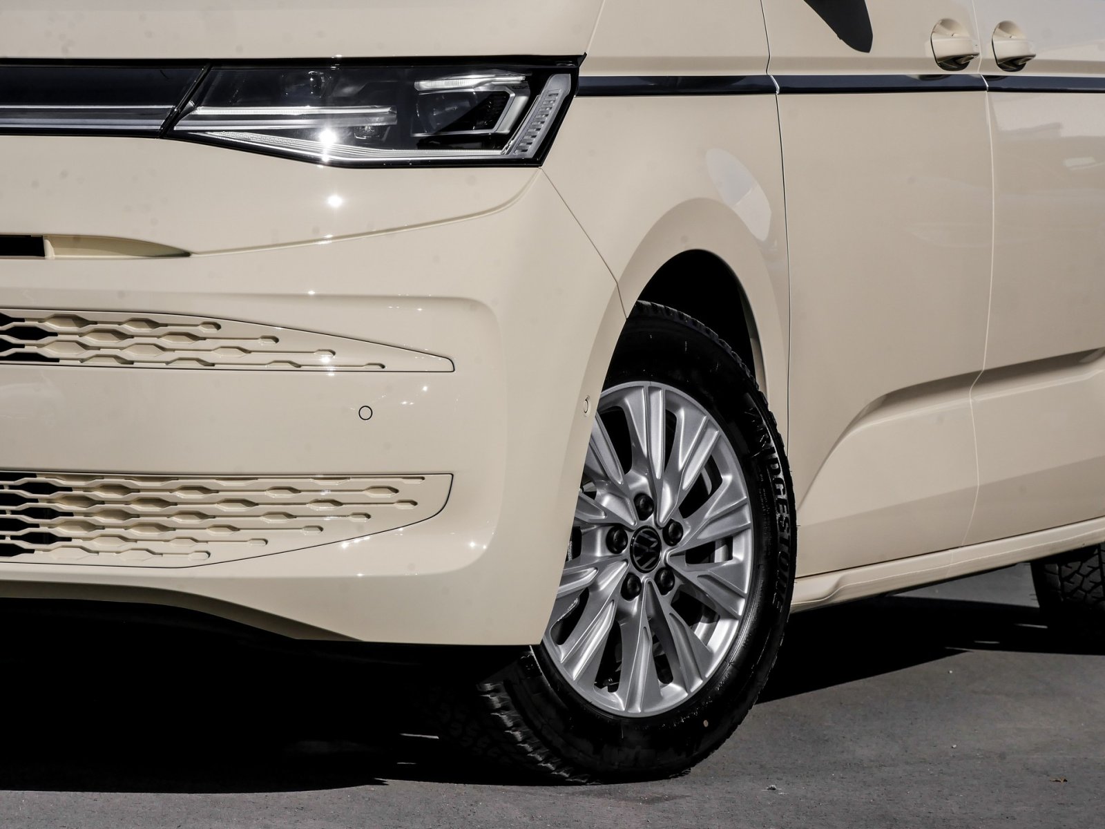 Volkswagen T7 Multivan 2.0 TAXI DSG LÜ STANDHZG AHK