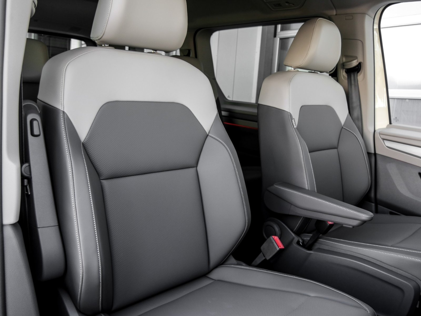 Volkswagen T7 Multivan 2.0 TAXI DSG LÜ STANDHZG AHK