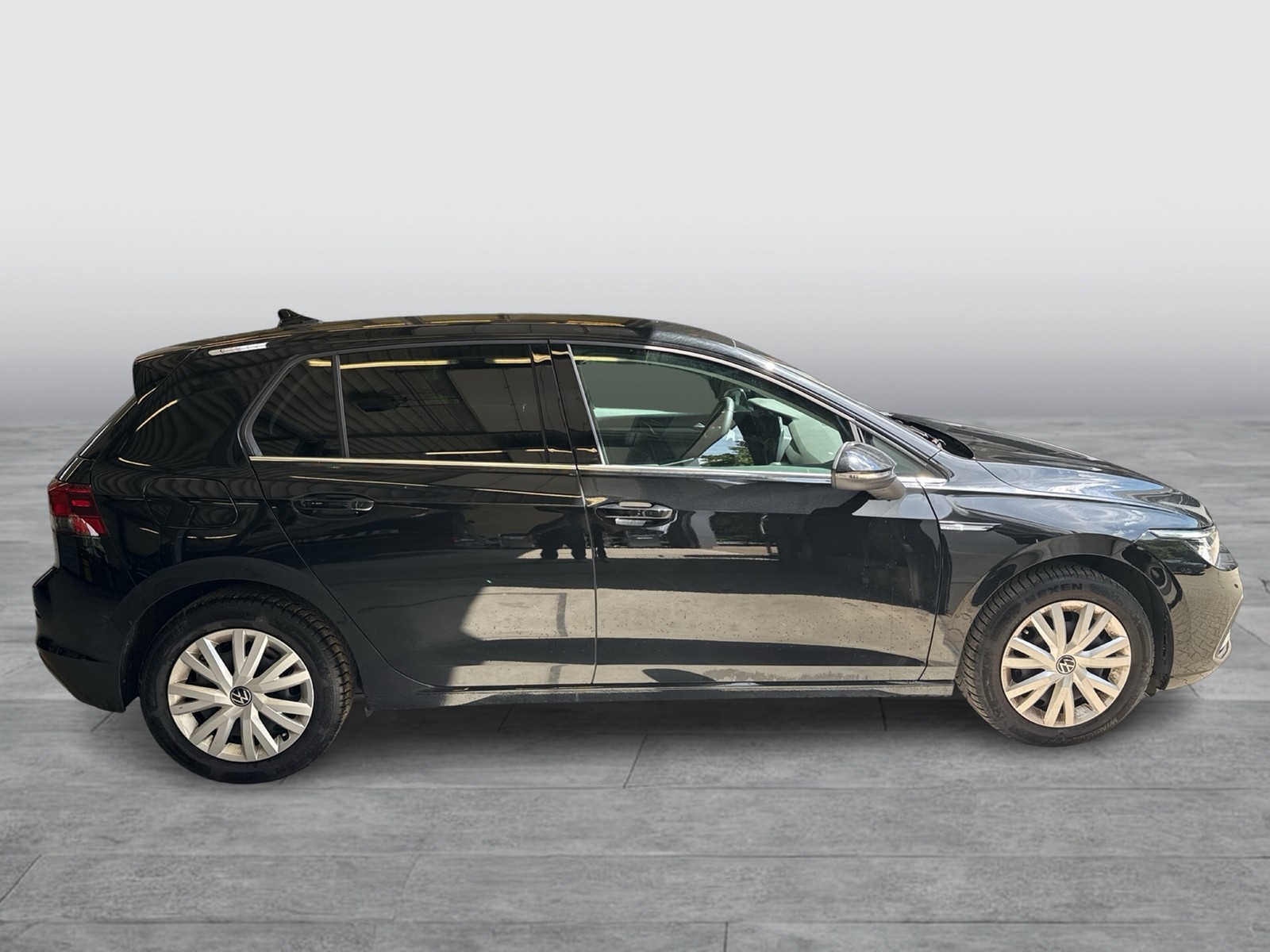 Volkswagen Golf 1.5 eTSI STYLE KAMERA LED+ ACC ALU17"