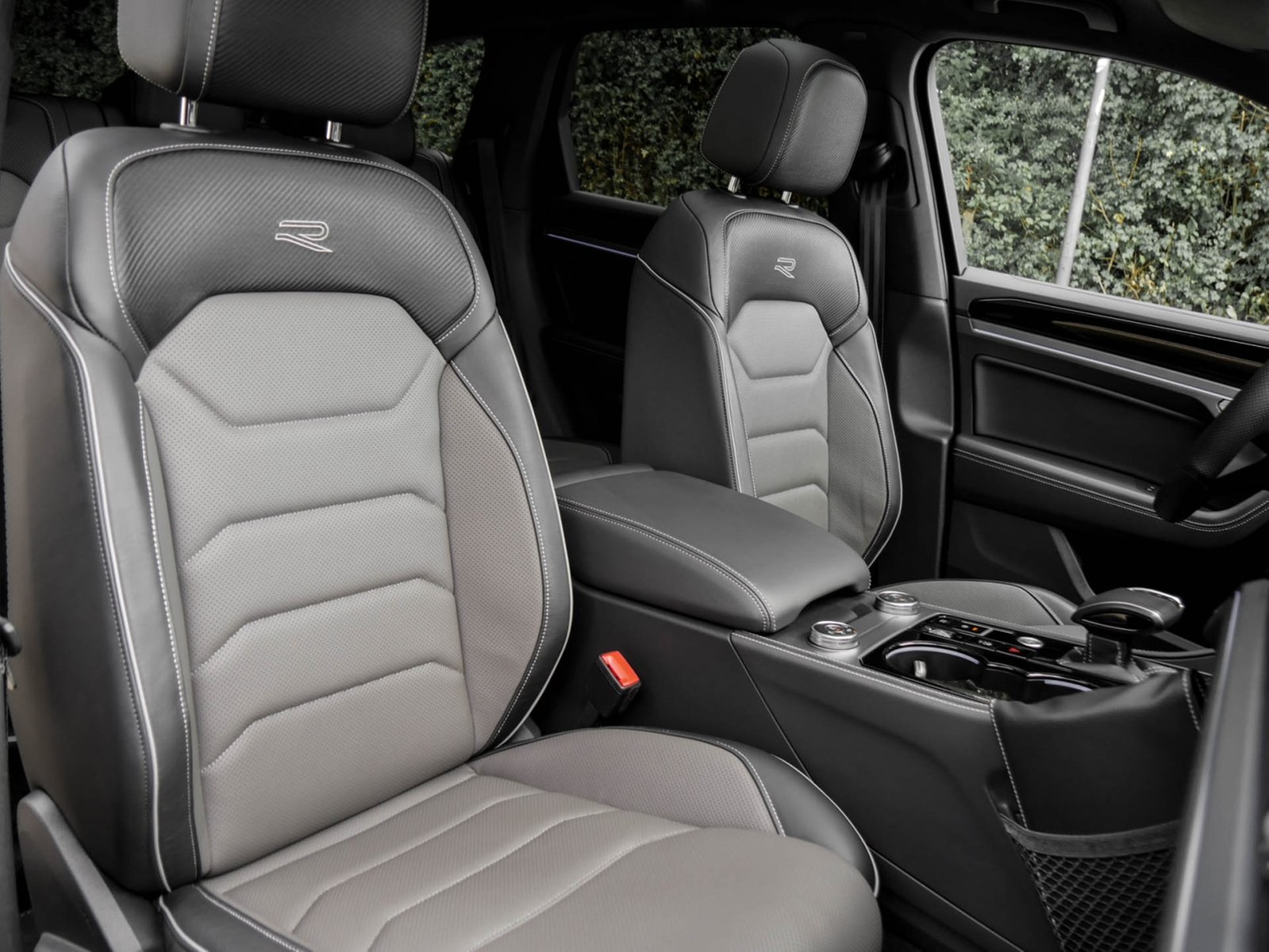 Volkswagen Touareg V6 TSI R-LINE NEUES MODELL STANDHZ. PANO