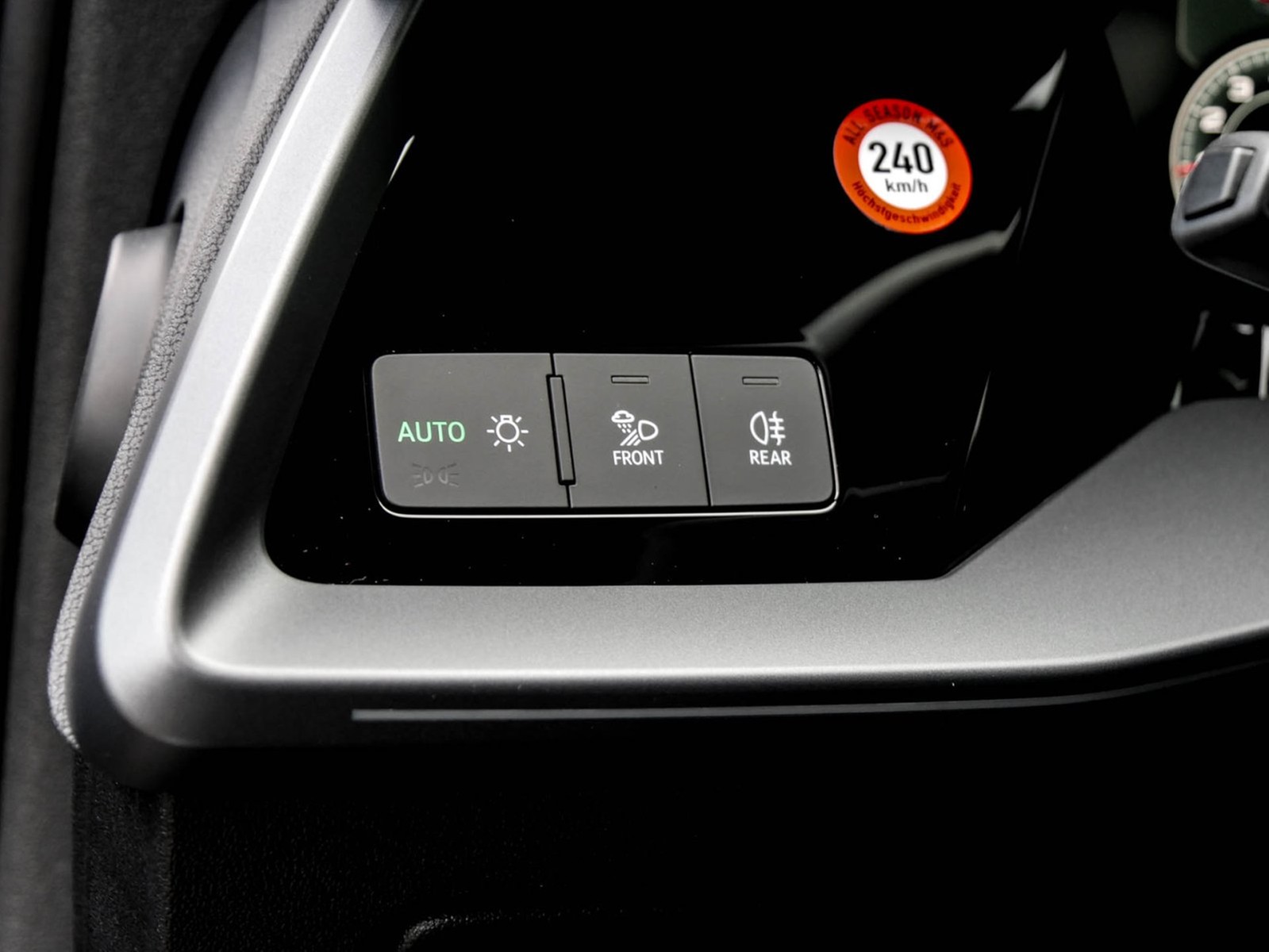 Audi A3 Sportback 35 S LINE FACELIFT AHK CAM ACC LM19