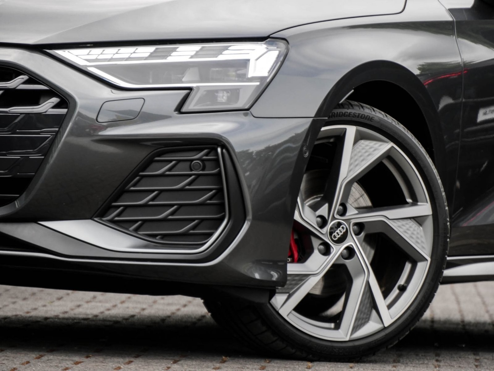 Audi A3 Sportback 35 S LINE FACELIFT AHK CAM ACC LM19