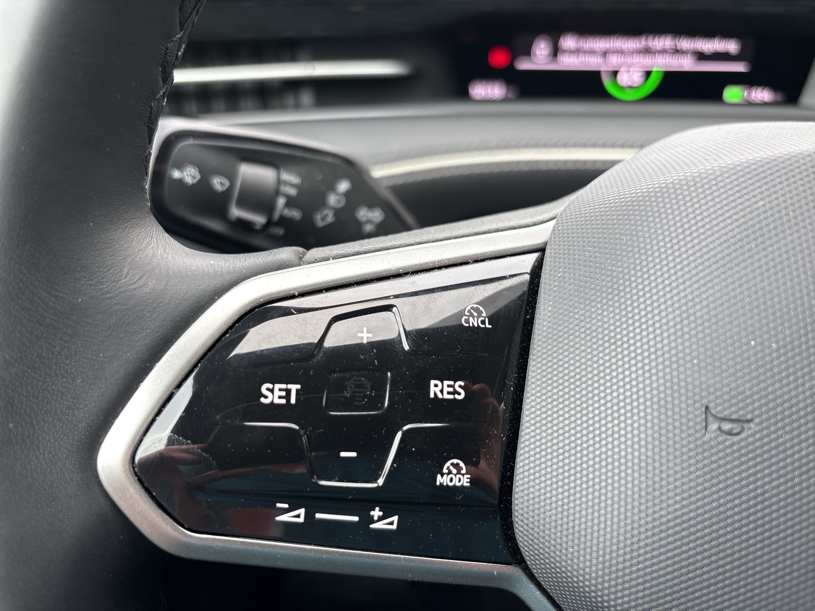 Volkswagen ID.7 PRO WÄRMEPUMPE AHK 360°CAM ACC LM20 HEAD-UP