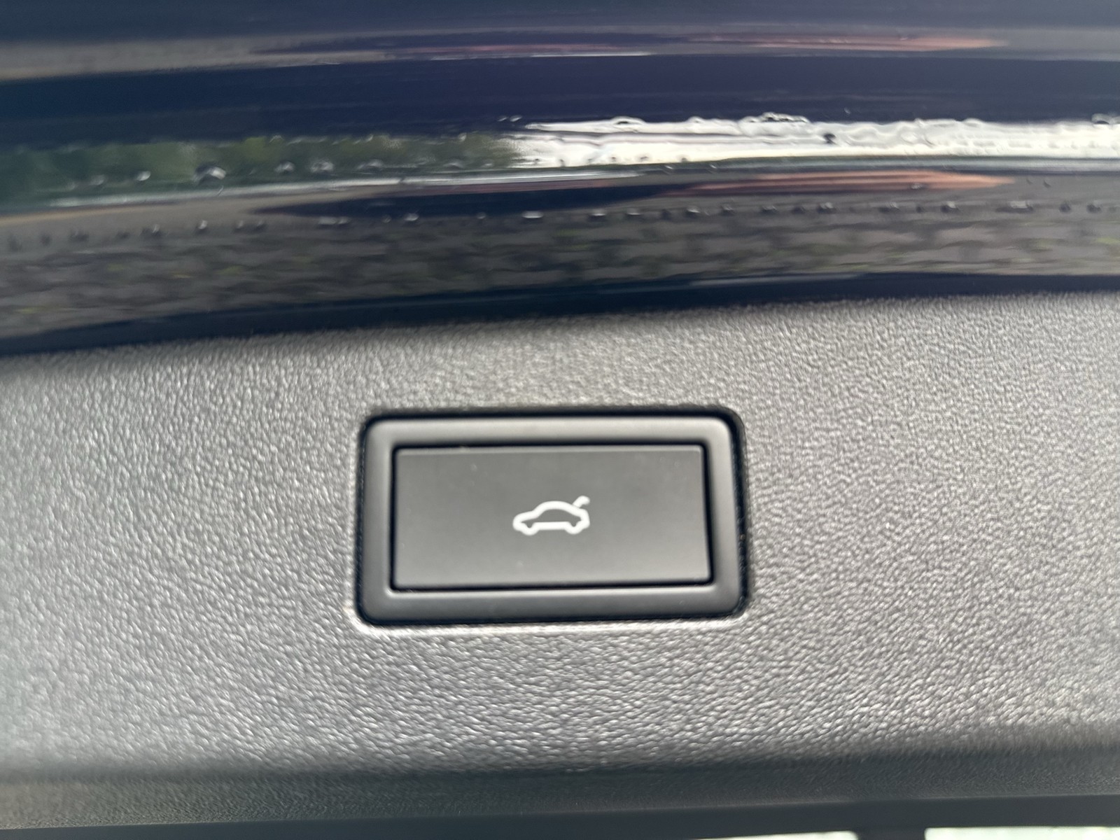 Volkswagen Tiguan 1.5 eTSI LIFE AHK CAM ACC LM18 E-KLAPPE