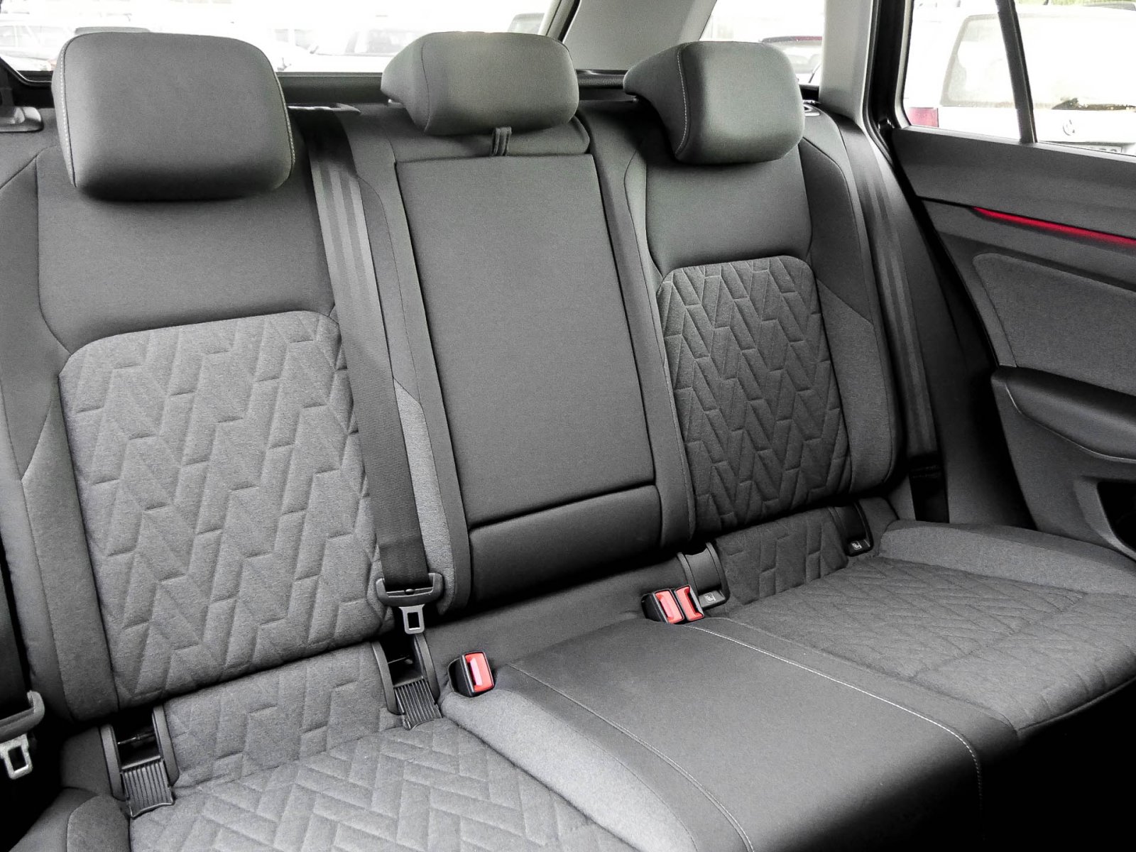 Volkswagen Golf Variant VIII 1.5 LIFE CAM ACC LM17 E-KLAPPE