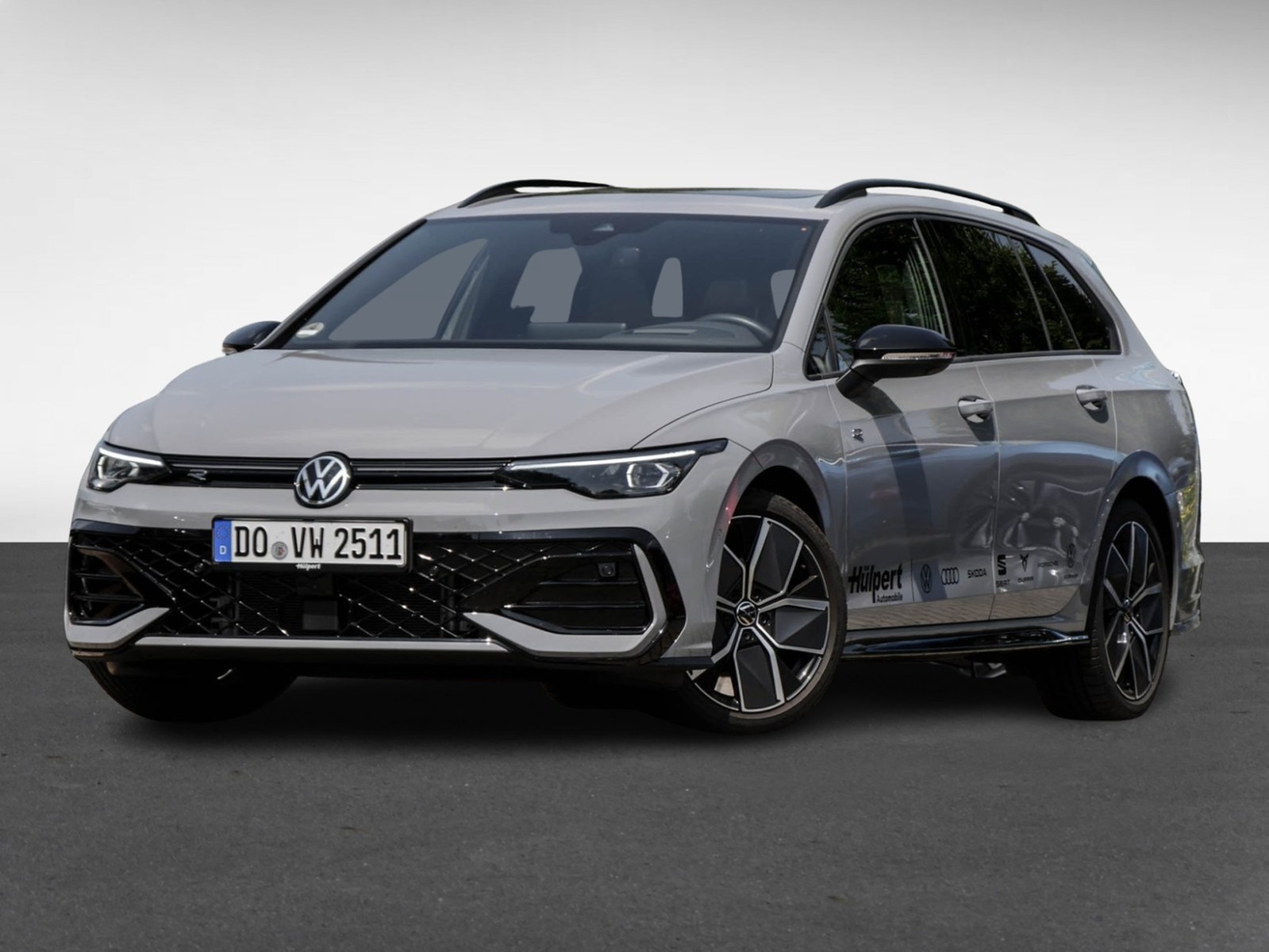 Volkswagen Golf Variant 1.5 R-LINE DSG
