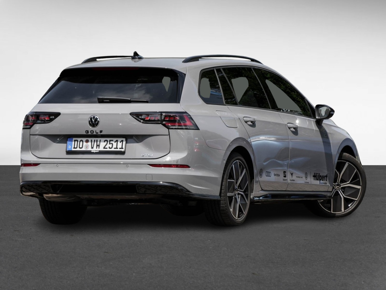 Volkswagen Golf Variant 1.5 R-LINE DSG