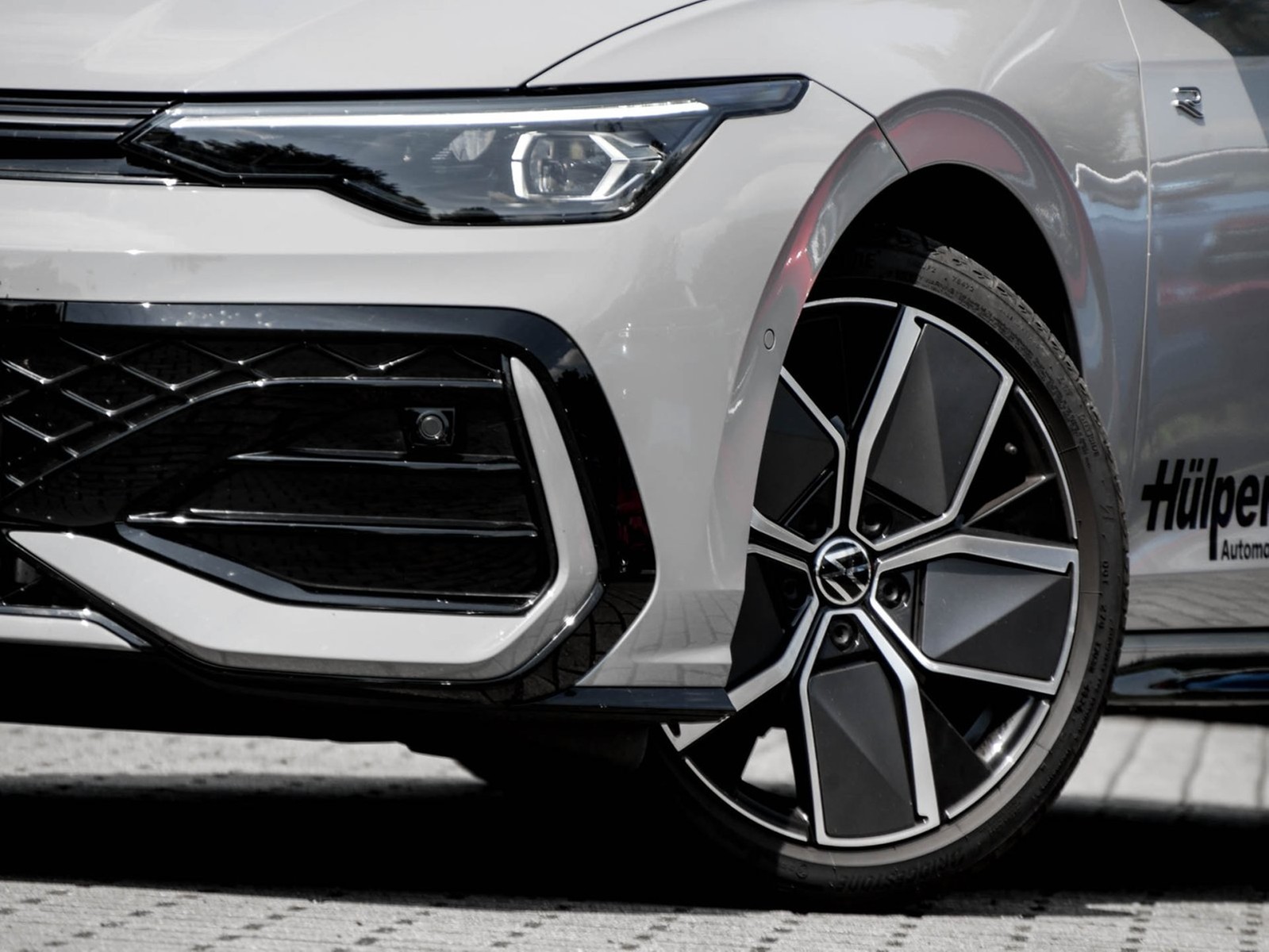 Volkswagen Golf Variant 1.5 R-LINE DSG