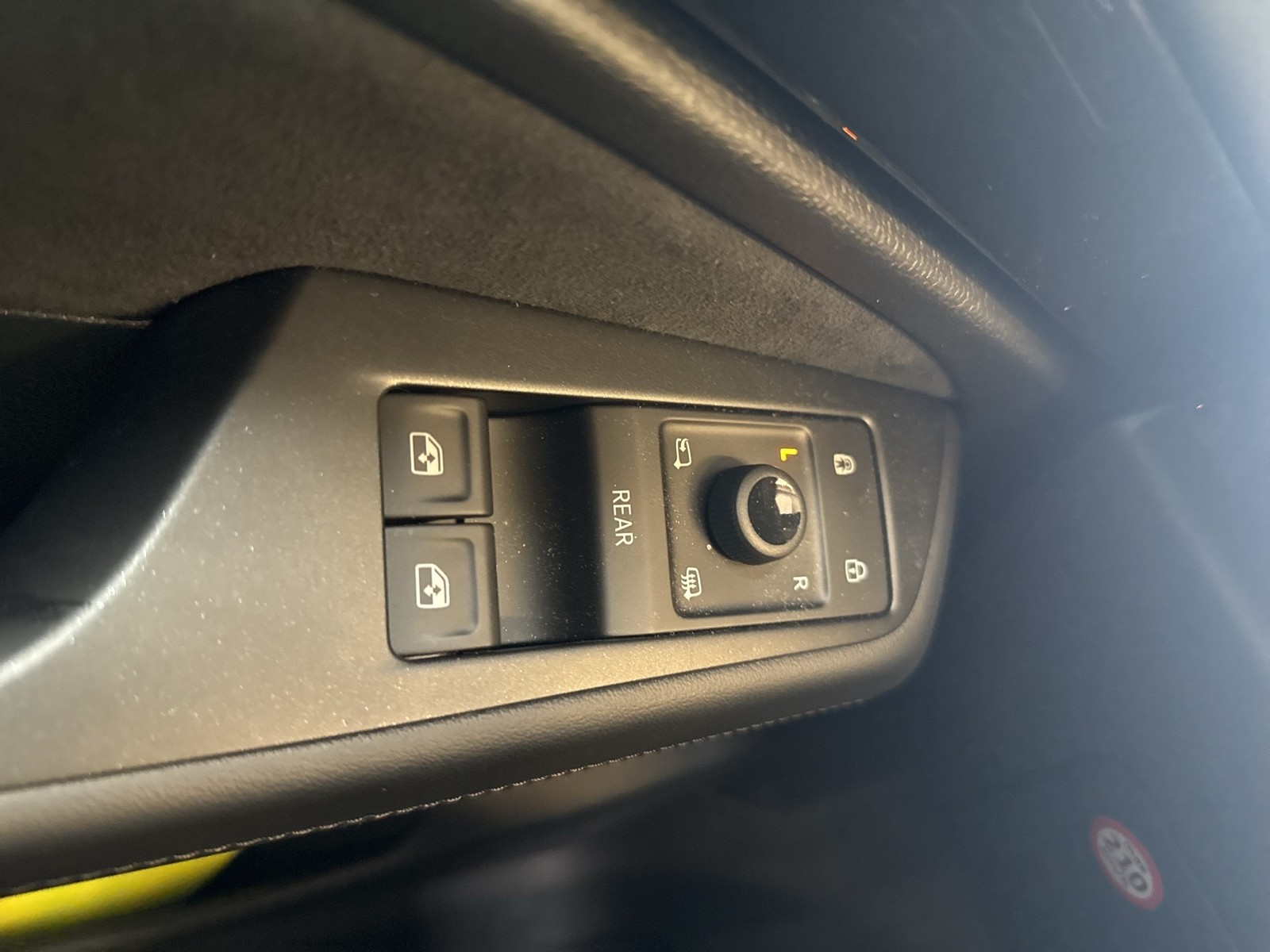 Volkswagen ID.7 GTX 4X4 WÄRMEPUMPE PANO AHK 360CAM ACC LM21