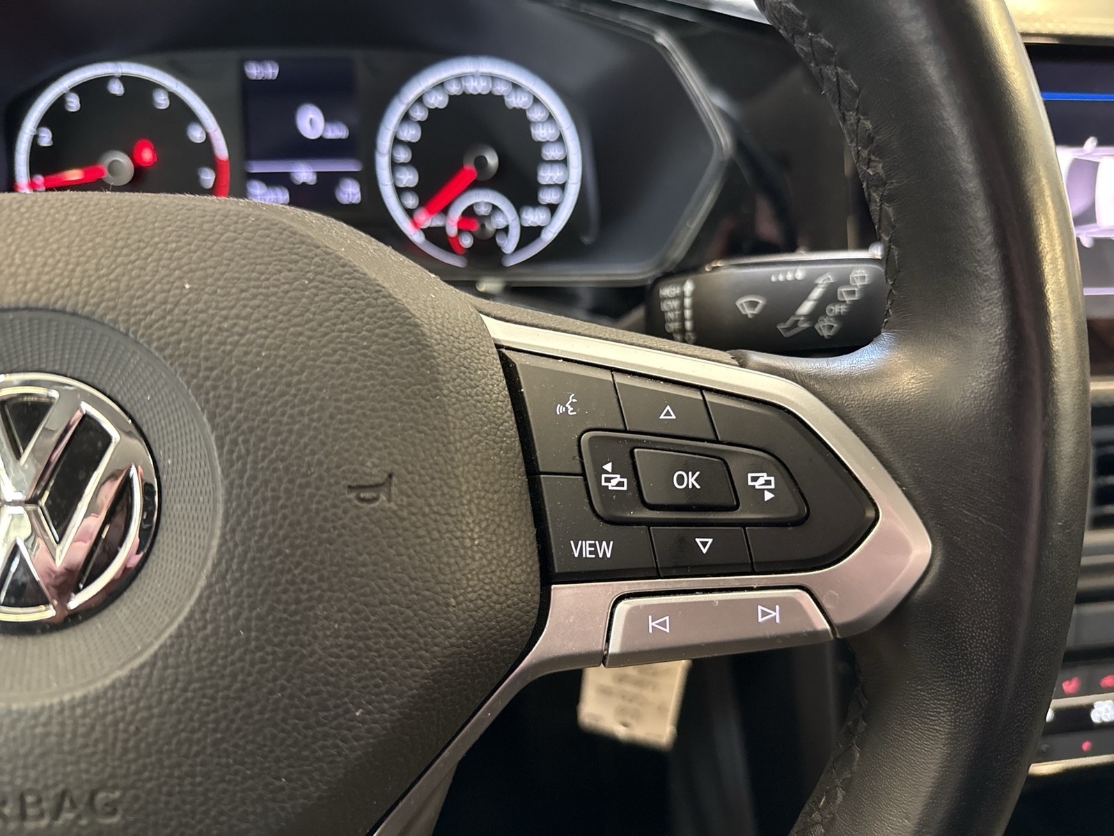 Volkswagen T-Cross 1.0 LIFE CAM ACC CARPLAY ALU SITZHEIZUNG