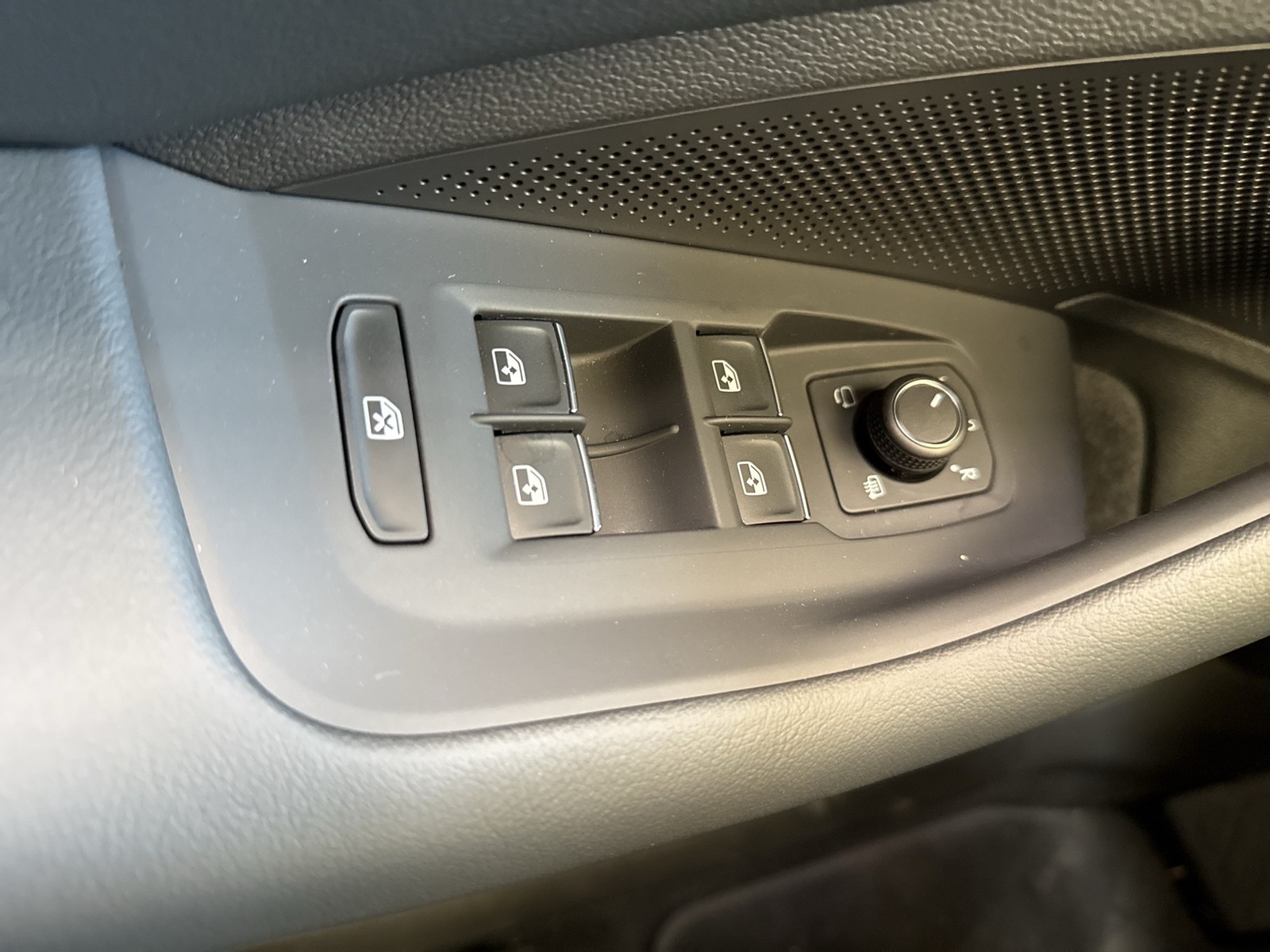 Volkswagen Passat Variant 2.0 BUSINESS CAM ACC EKLAPPE NAVI