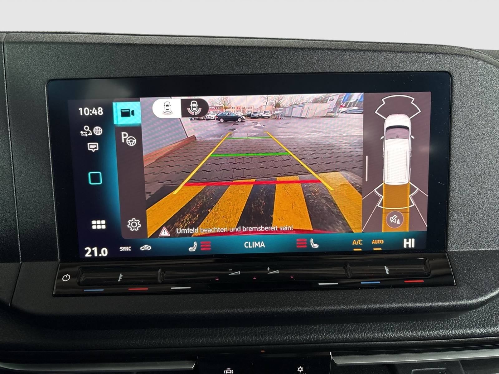 Volkswagen Caddy 2.0 GOAL CAM ACC LM17 NAVI LED SITZHEIZUNG