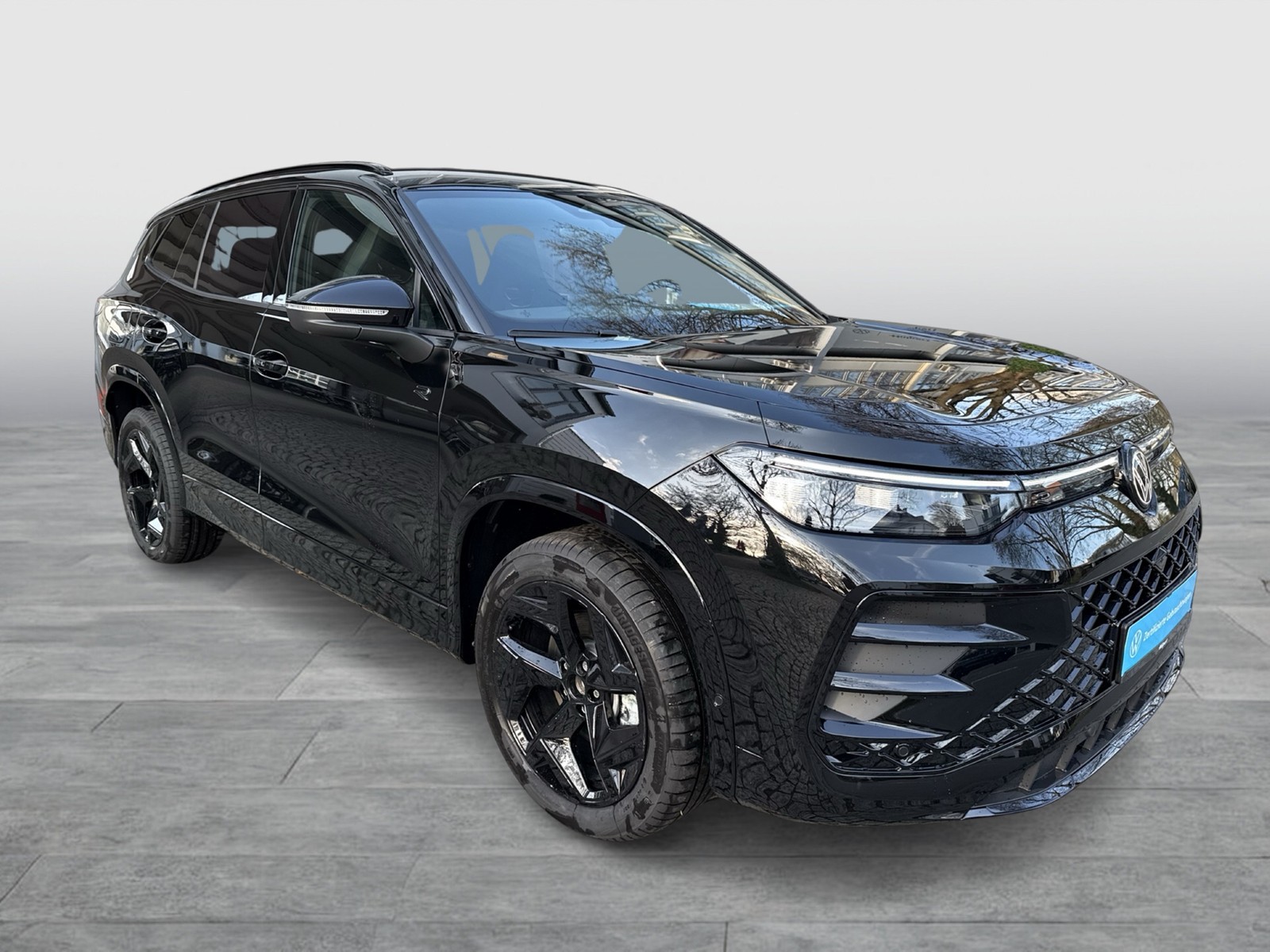 Volkswagen Tayron 1.5 HYBRID R-LINE BLACK STYLE AHK 360°CAM