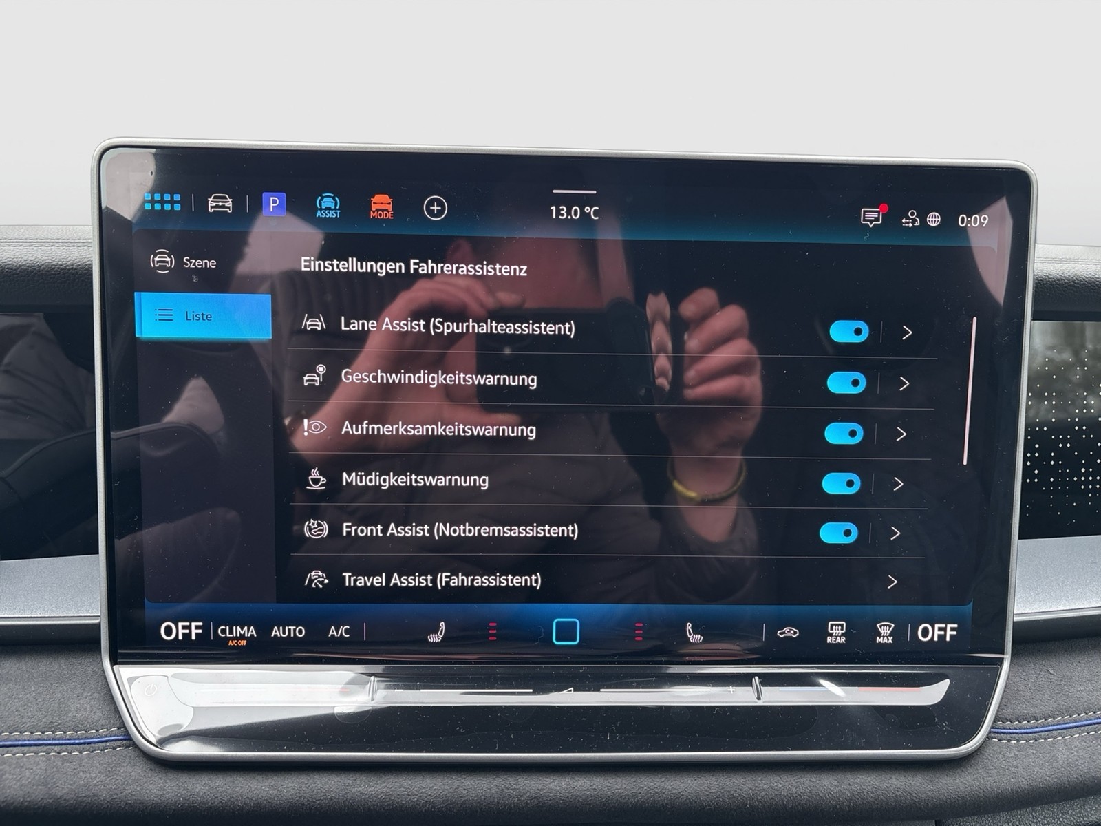 Volkswagen Tayron 1.5 HYBRID R-LINE BLACK STYLE AHK 360°CAM