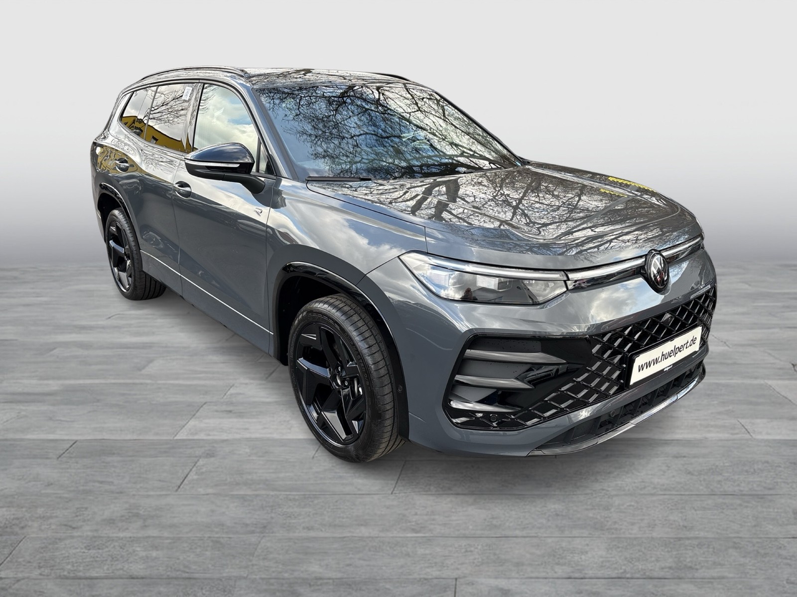 Volkswagen Tayron 1.5 HYBRID R-LINE BLACK STYLE AHK 360°CAM