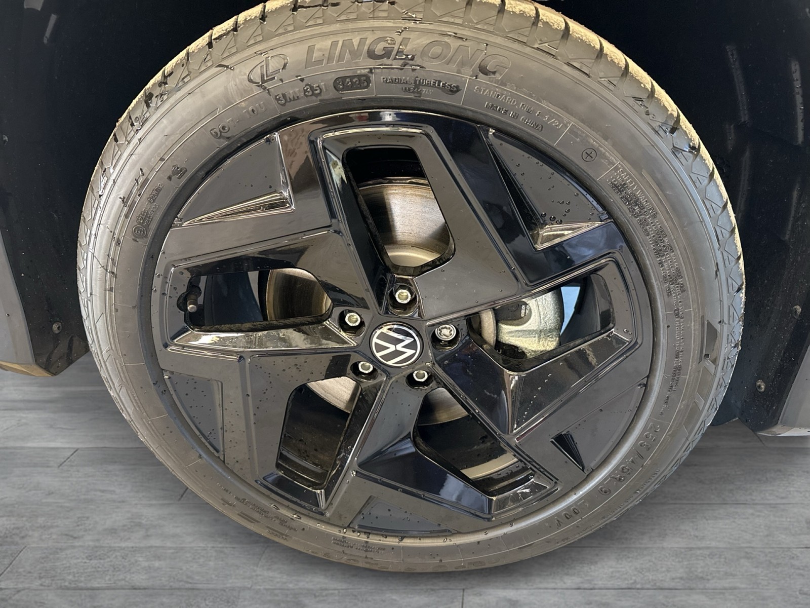 Volkswagen Tayron 1.5 HYBRID R-LINE BLACK STYLE AHK 360°CAM