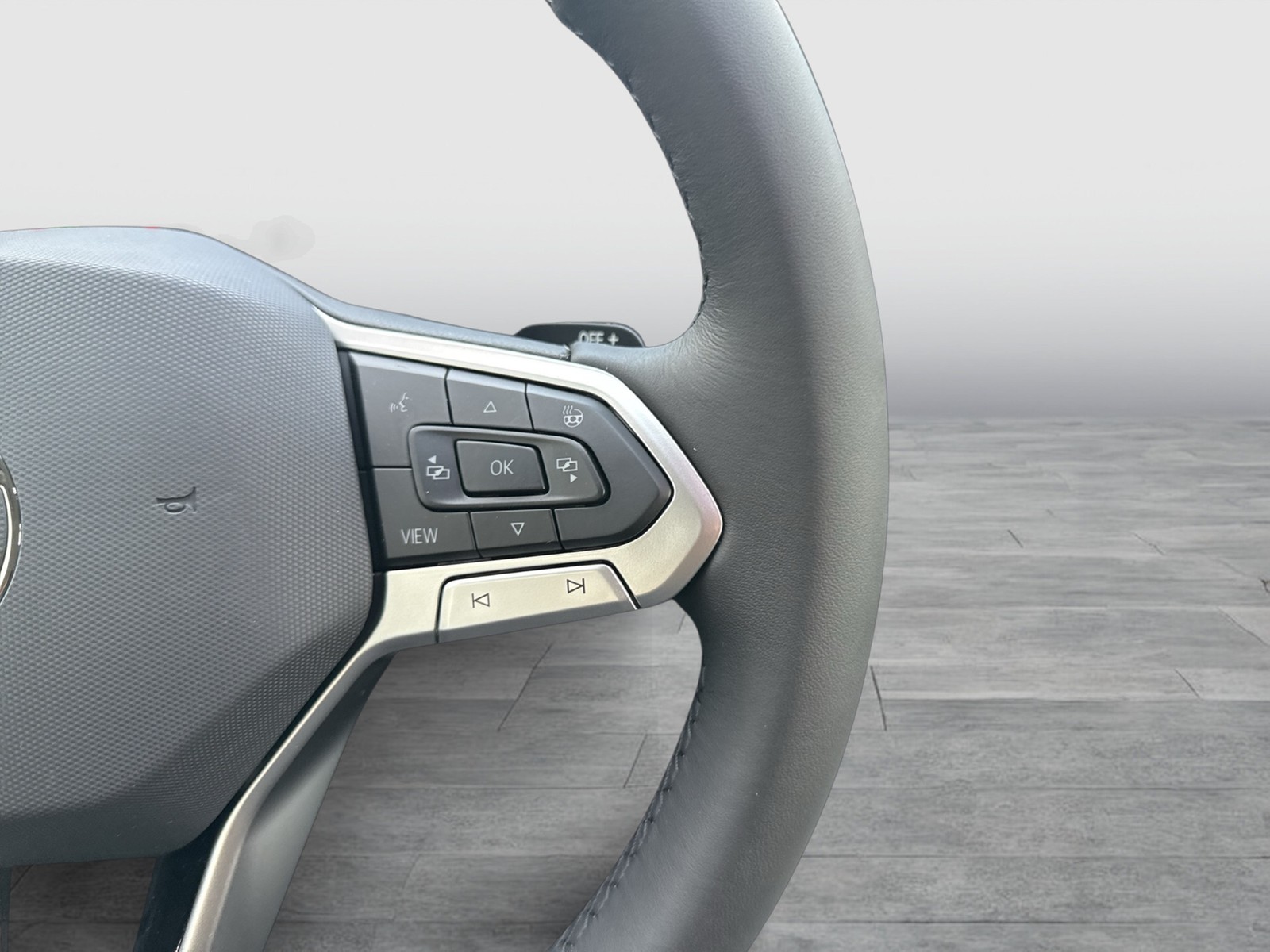 Volkswagen Tiguan 1.5 HYBRID LIFE AHK 360°CAM LED+ NAVI