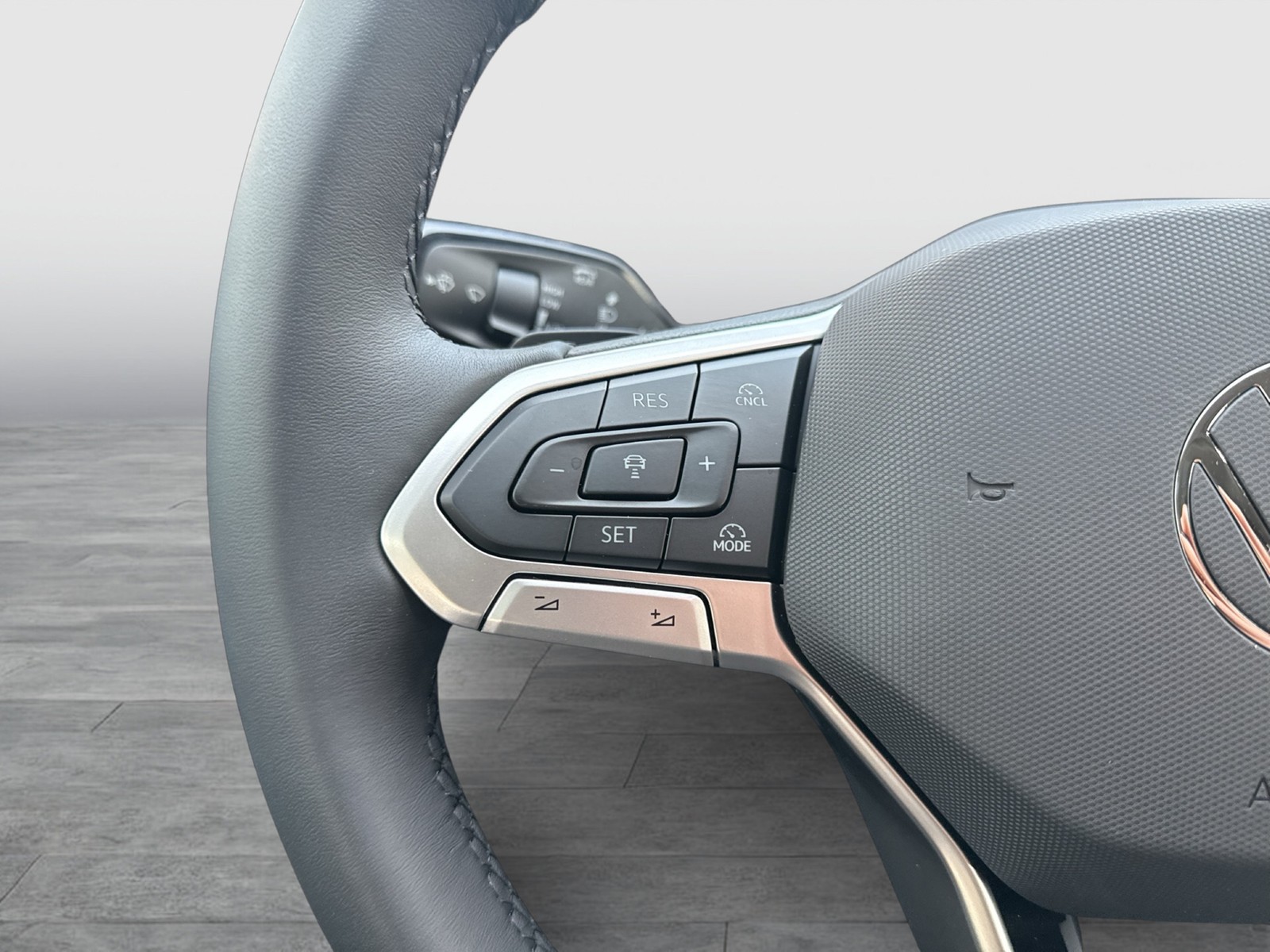 Volkswagen Tiguan 1.5 HYBRID LIFE AHK 360°CAM LED+ NAVI