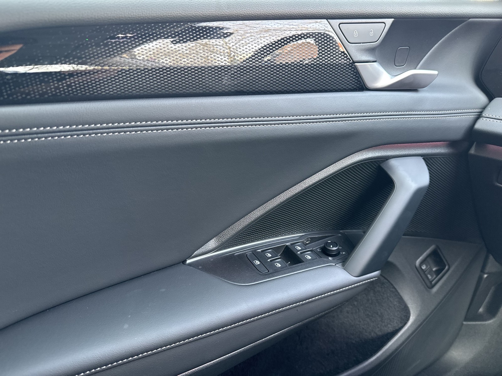 Volkswagen Tiguan 1.5 HYBRID LIFE AHK 360°CAM LED+ NAVI