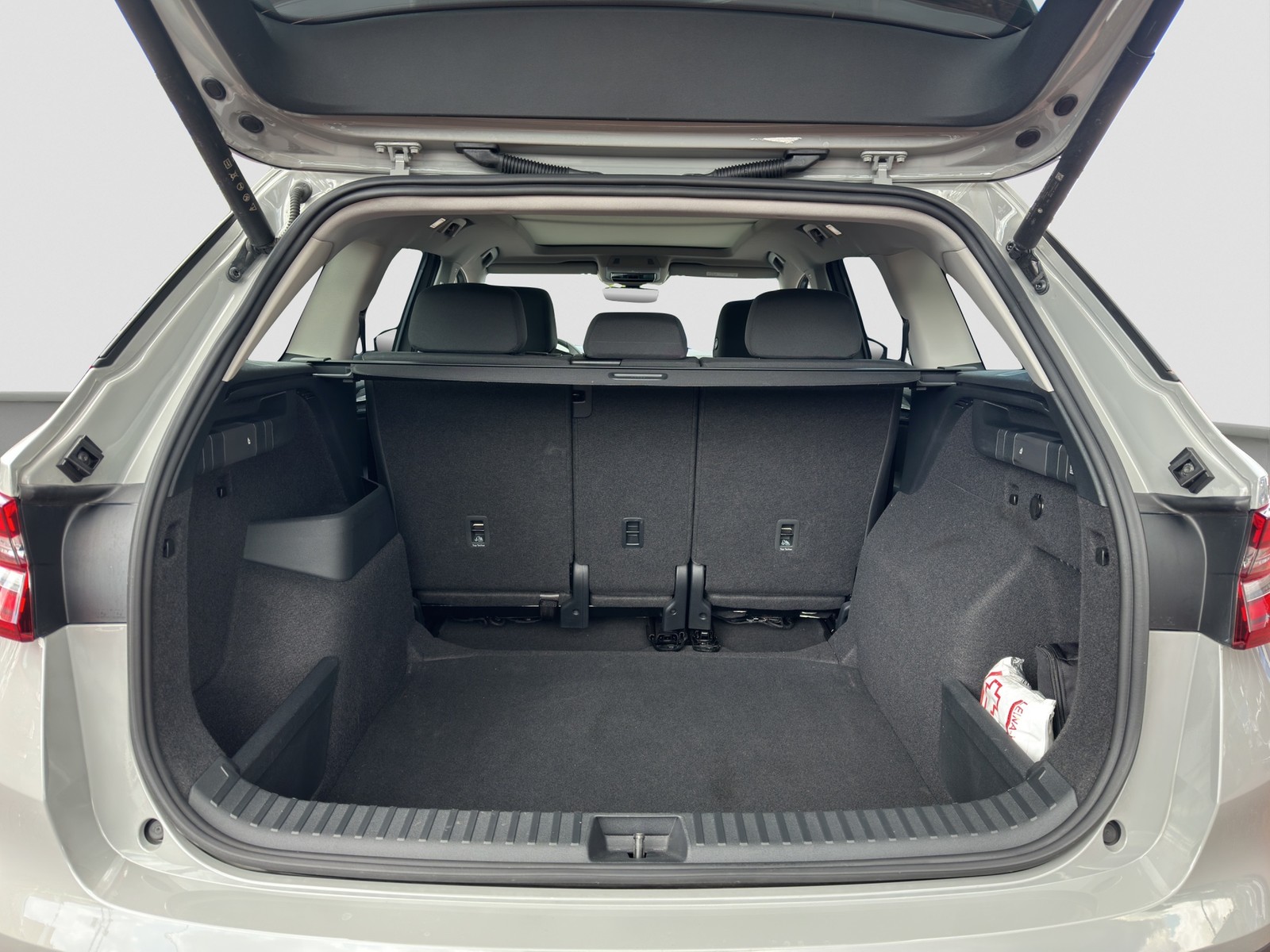 Skoda Kodiaq 2.0 SELECTION 4X4 PANO CAM LM18 E-KLAPPE