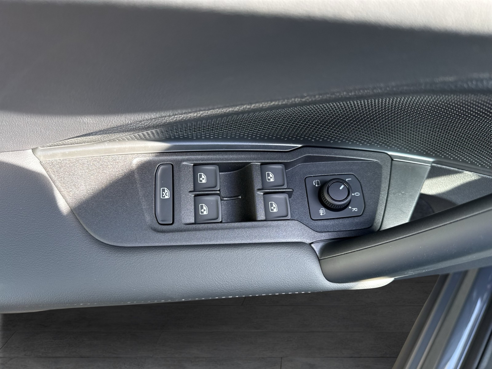 Volkswagen Tiguan 1.5 HYBRID LIFE AHK 360°CAM MATRIX NAVI