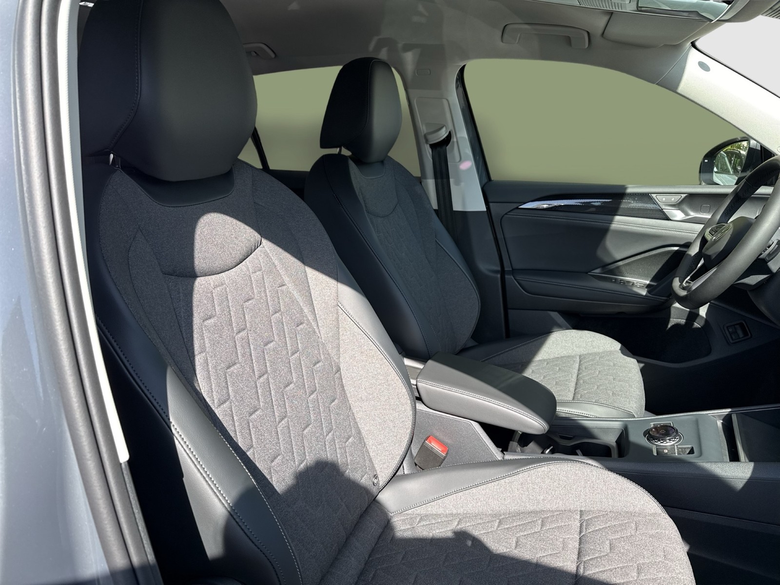 Volkswagen Tiguan 1.5 HYBRID LIFE AHK 360°CAM MATRIX NAVI