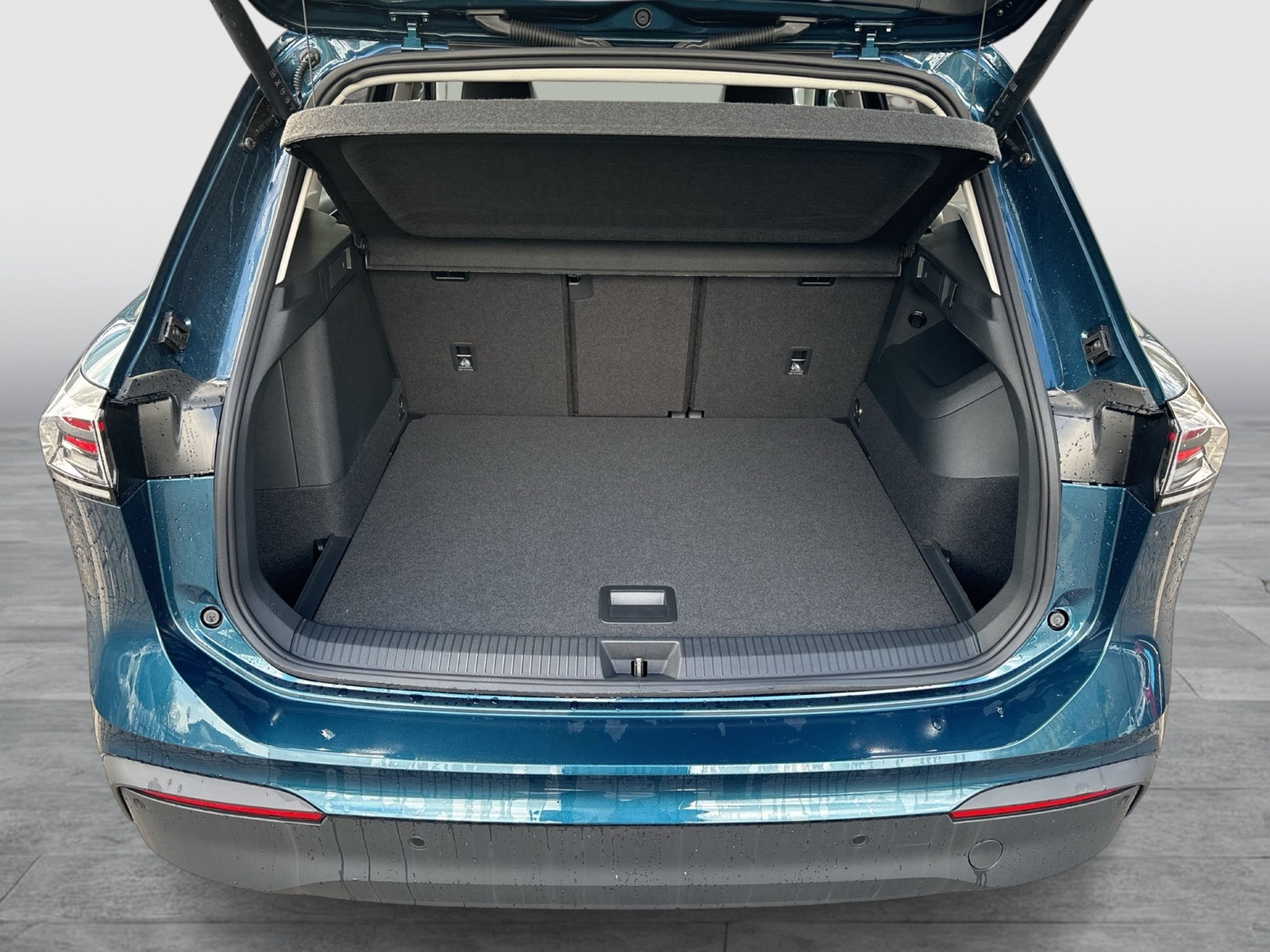 Volkswagen Tiguan 1.5 HYBRID LIFE CAM CARPLAY SITZHEIZUNG