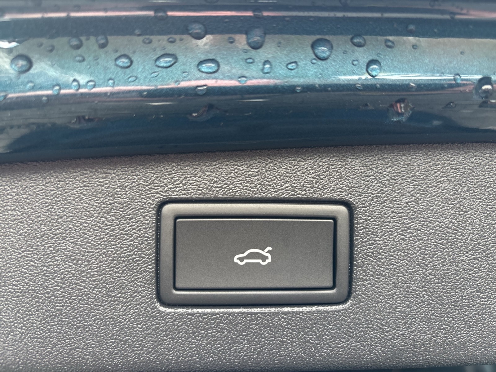 Volkswagen Tiguan 1.5 HYBRID LIFE CAM CARPLAY SITZHEIZUNG