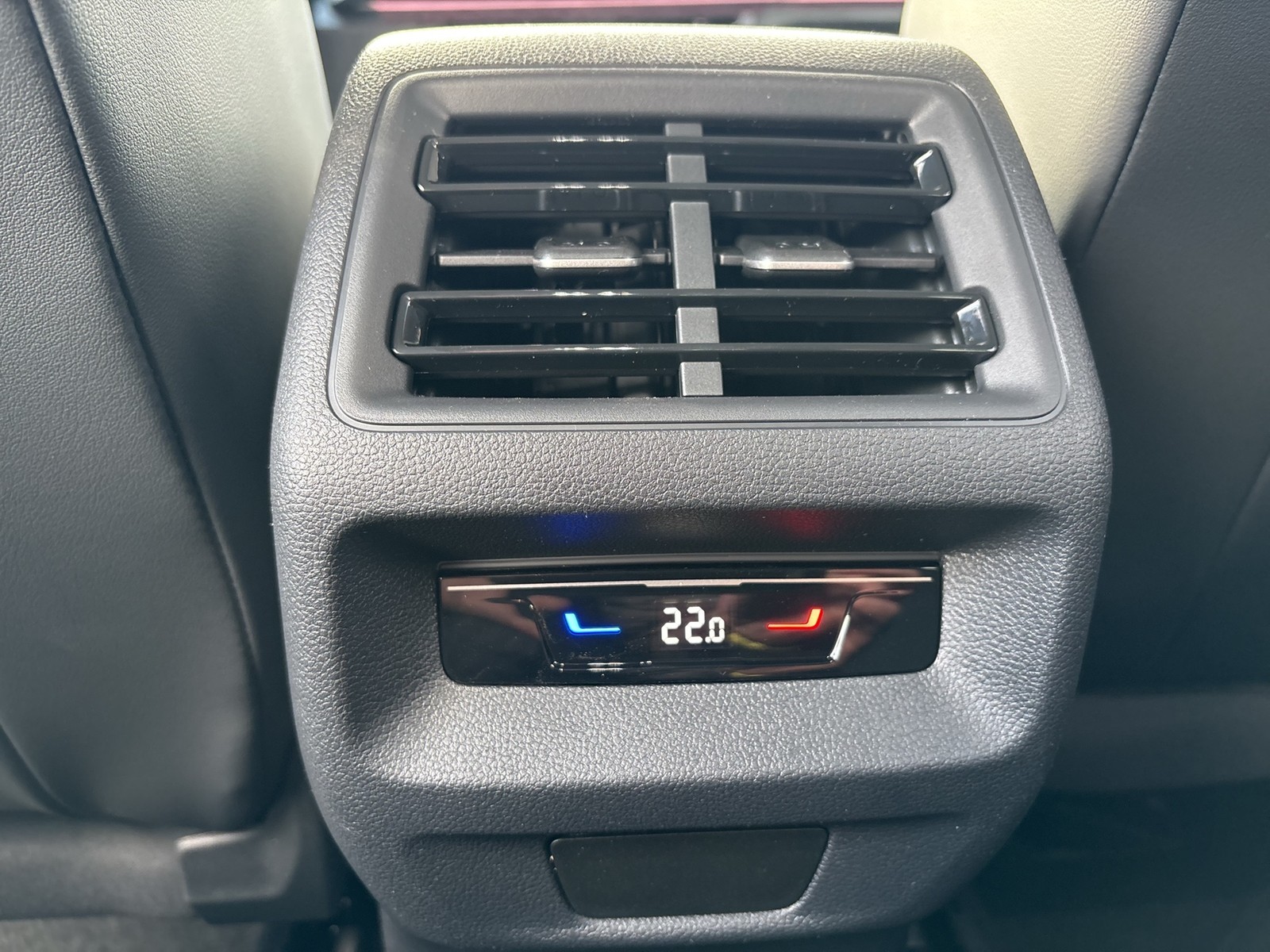 Volkswagen Tiguan 1.5 HYBRID LIFE CAM CARPLAY SITZHEIZUNG