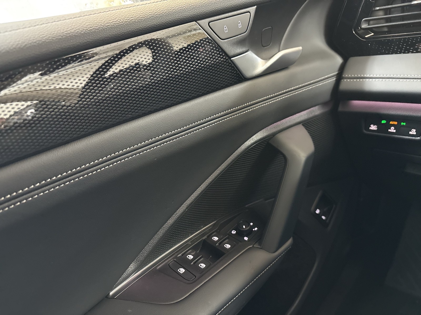 Volkswagen Tiguan 1.5 HYBRID LIFE 360°CAM ACC LM18 NAVI