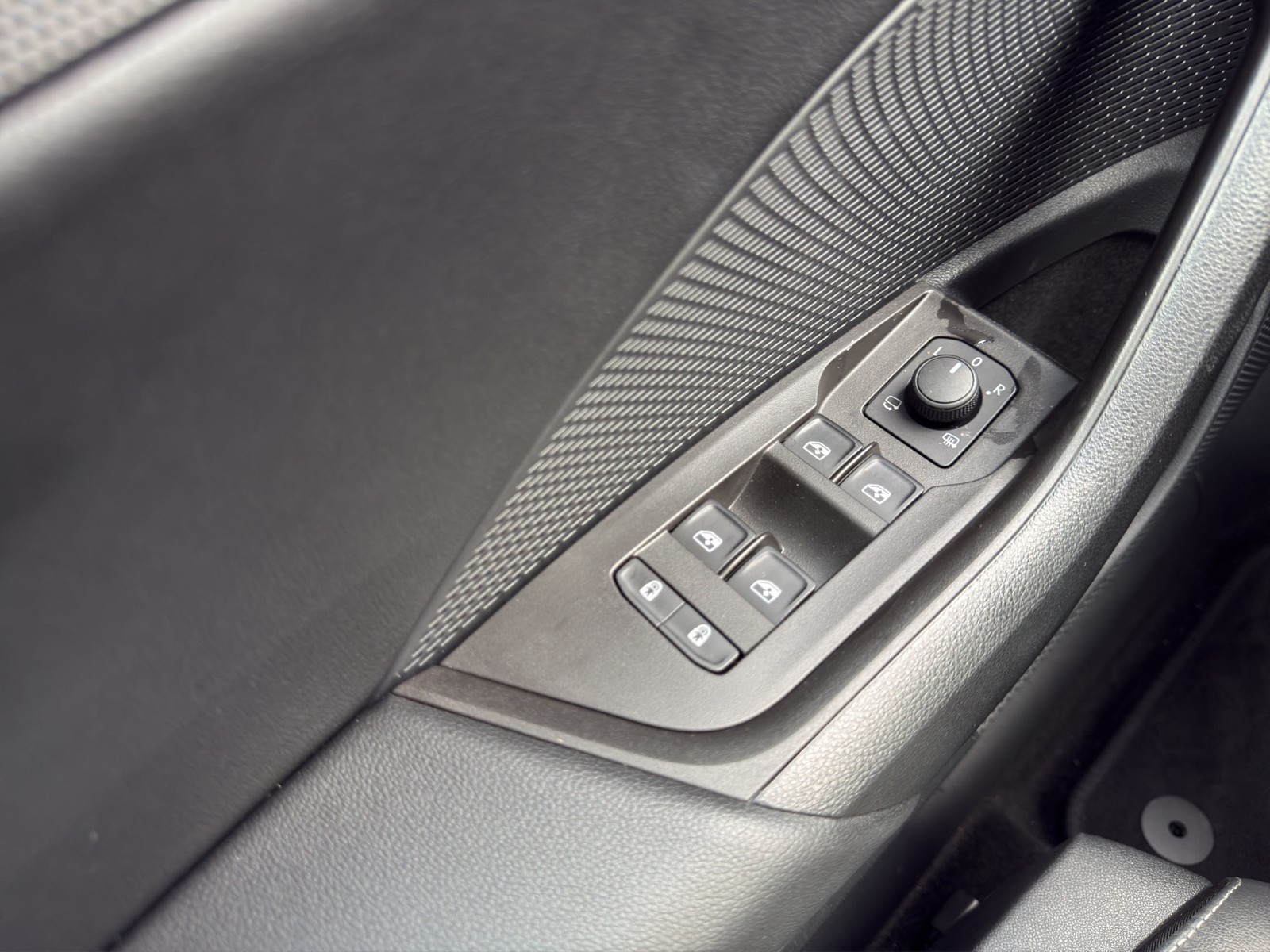 Skoda Octavia 1.4 iV STYLE KAMERA ALU18 eKLAPPE NAVI