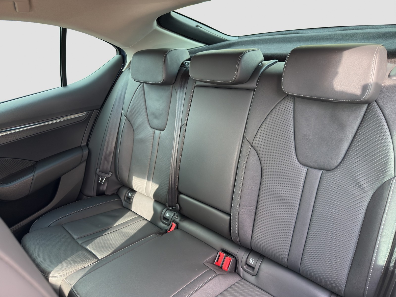 Skoda Octavia 1.4 iV STYLE KAMERA ALU18 eKLAPPE NAVI