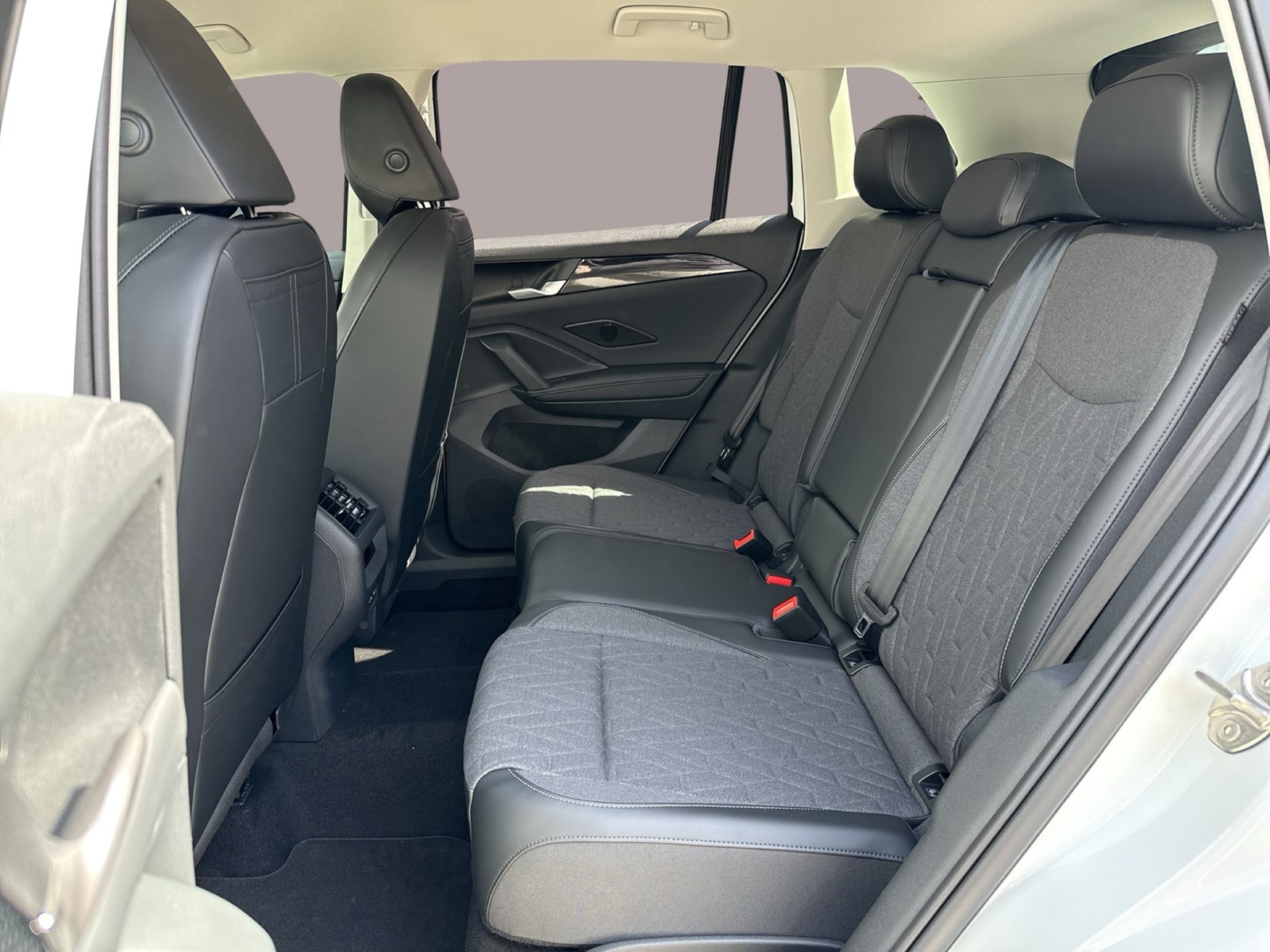Volkswagen Tiguan 1.5 HYBRID LIFE 360°CAM ACC MATRIX NAVI