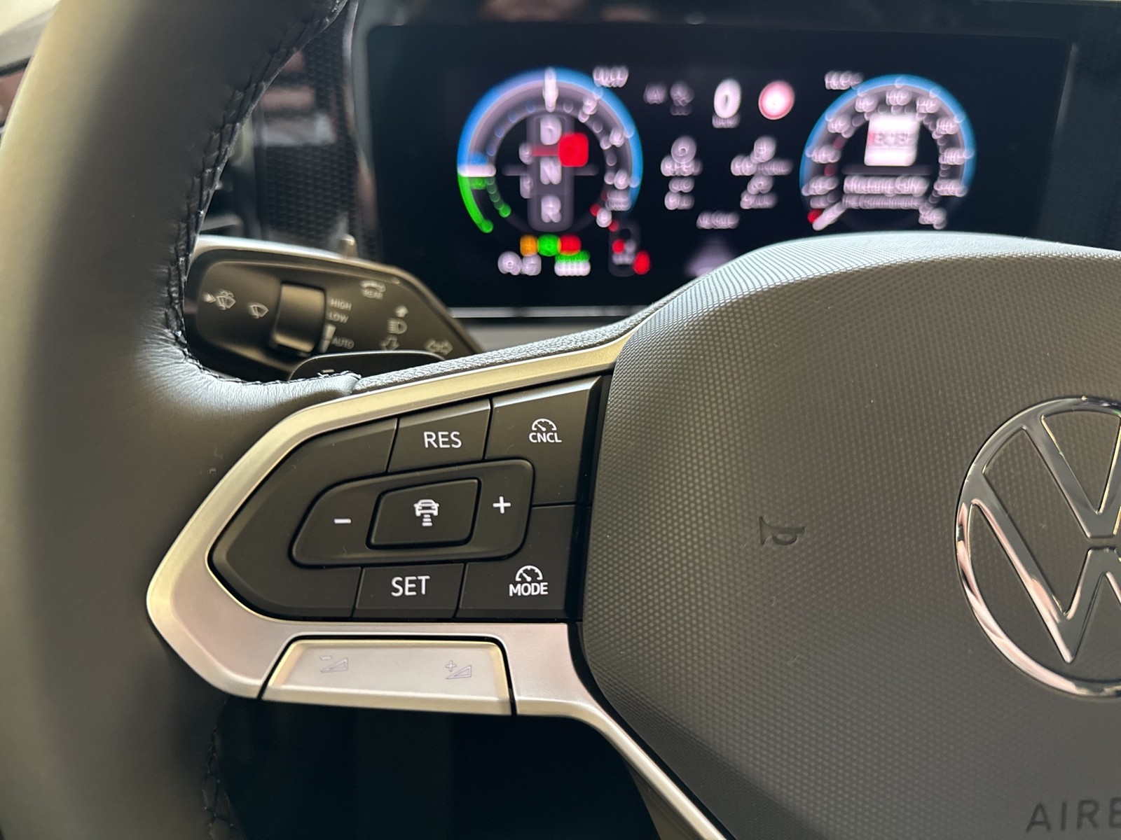 Volkswagen Tiguan 1.5 HYBRID LIFE 360°CAM HEAD-UP MATRIX