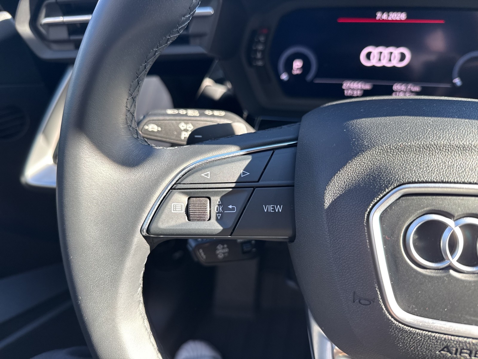 Audi A3 30 advanced ACC NAVI+ LM17 SITZHEIZUNG LED