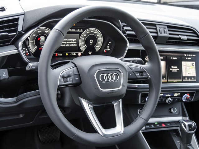 Audi Q3 Sportback 45 HYBRID S LINE KAMERA ACC ALU19 NAVI