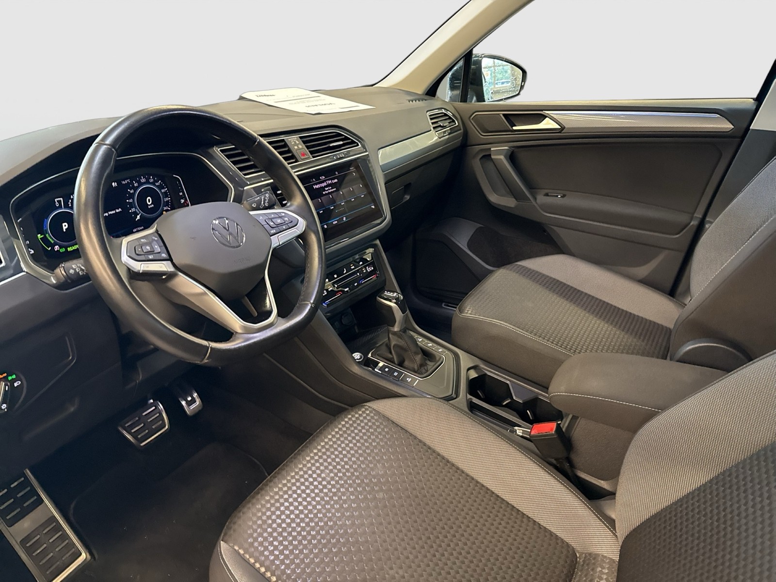 Volkswagen Tiguan 1.4 HYBRID ACTIVE PANO AHK CAM ACC NAVI