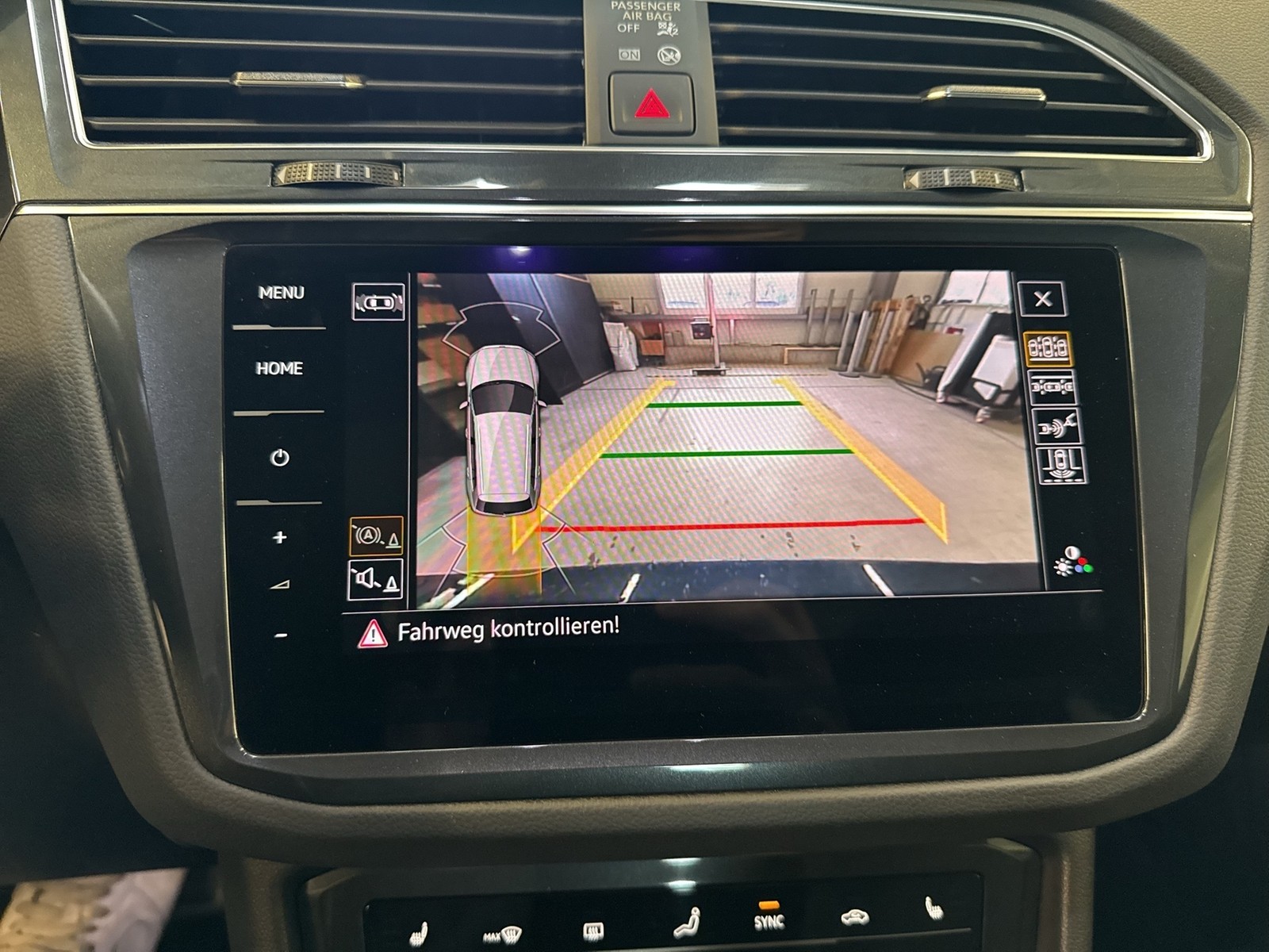 Volkswagen Tiguan 1.4 HYBRID ACTIVE PANO AHK CAM ACC NAVI