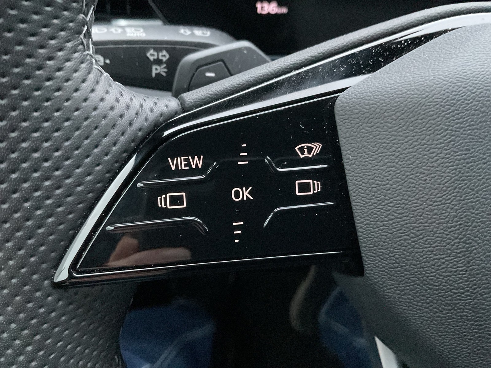 Audi Q6 e-tron quattro S LINE TECH+ B&O ACC AHK 21"