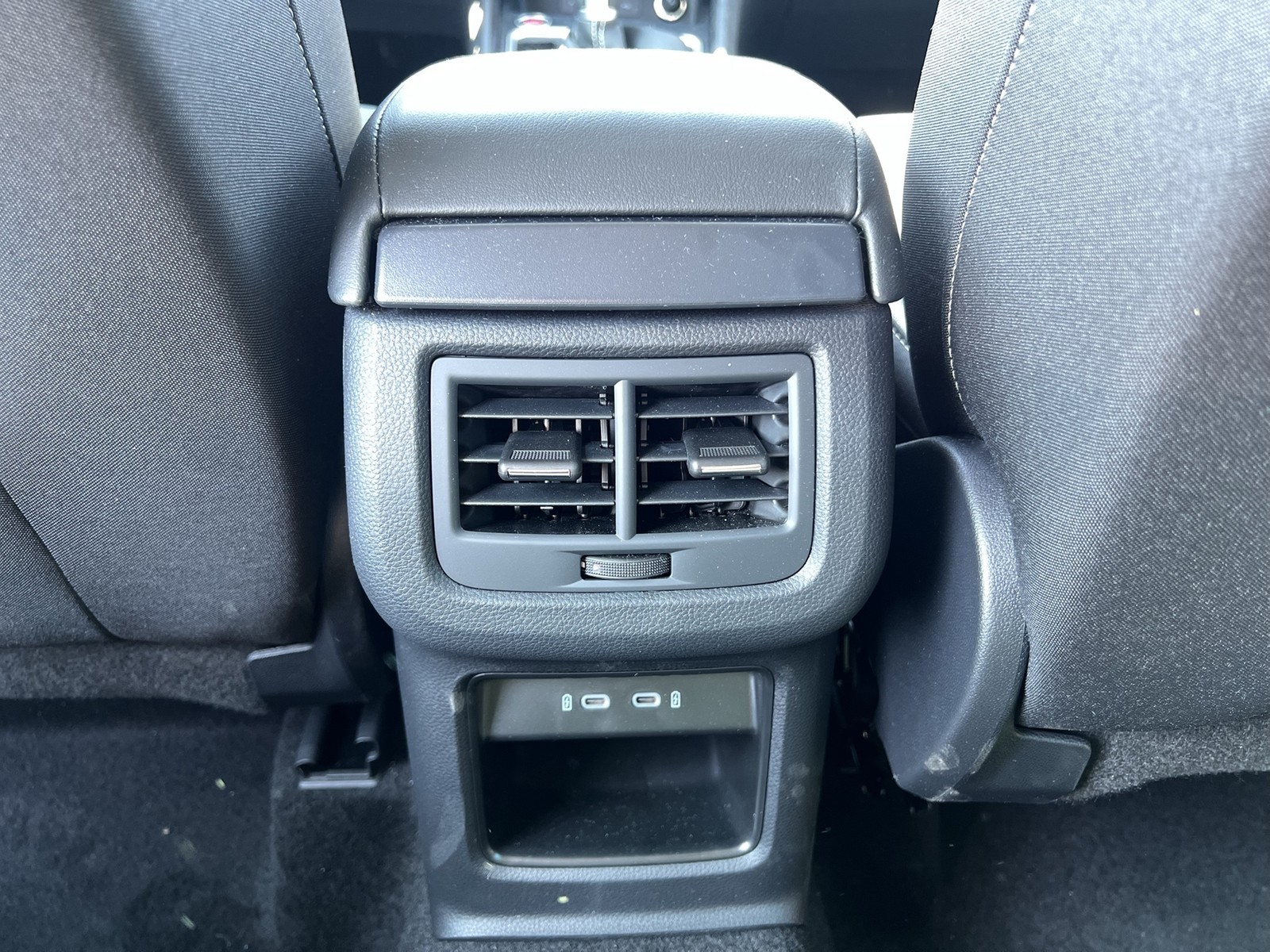 Seat Ateca 2.0 ROAD EDITION DSG AHK CAM E-KLAPPE NAVI