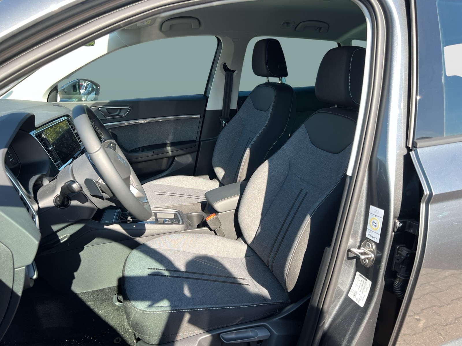 Seat Ateca 2.0 ROAD EDITION DSG AHK CAM E-KLAPPE NAVI