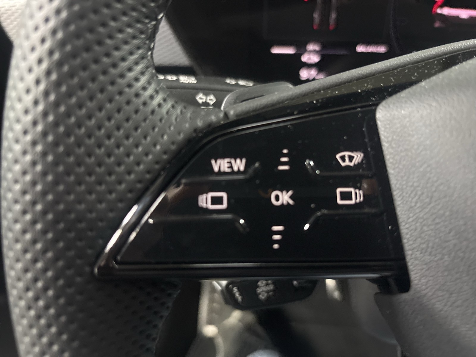 Audi A6 e-tron Avant quattro S LINE TECHPRO PANO 21"