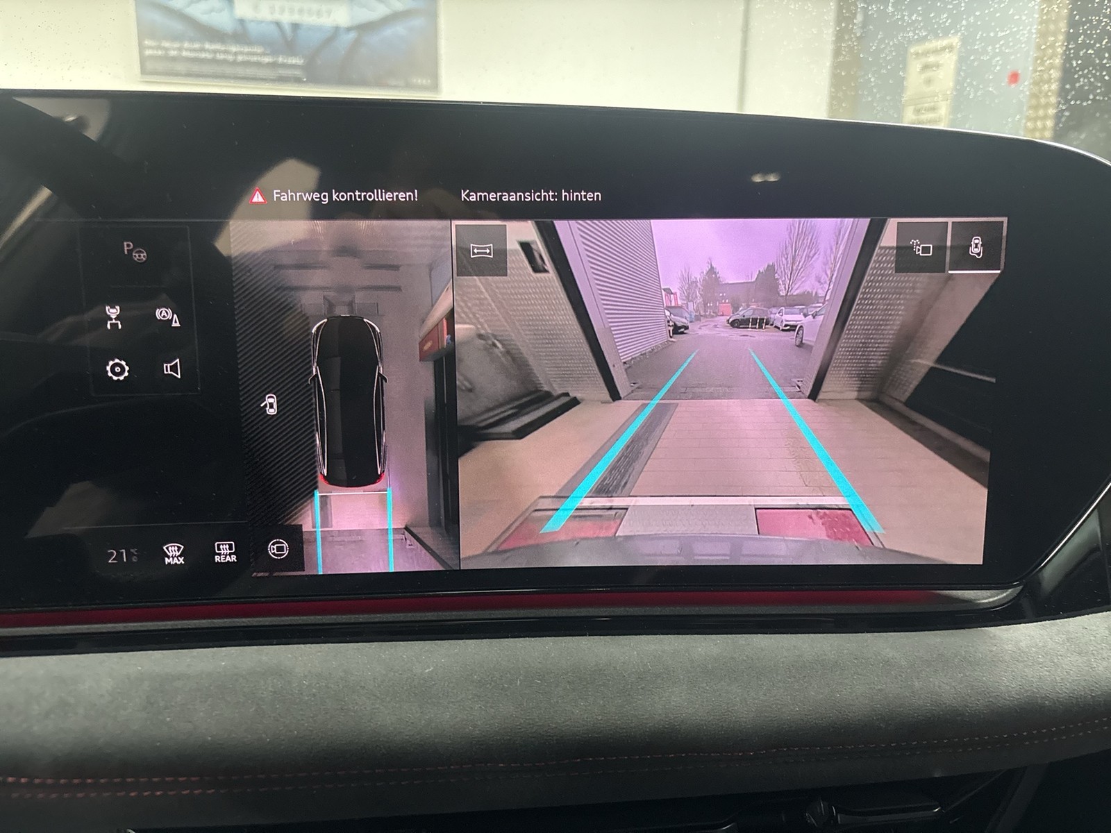 Audi A6 e-tron Avant quattro S LINE TECHPRO PANO 21"