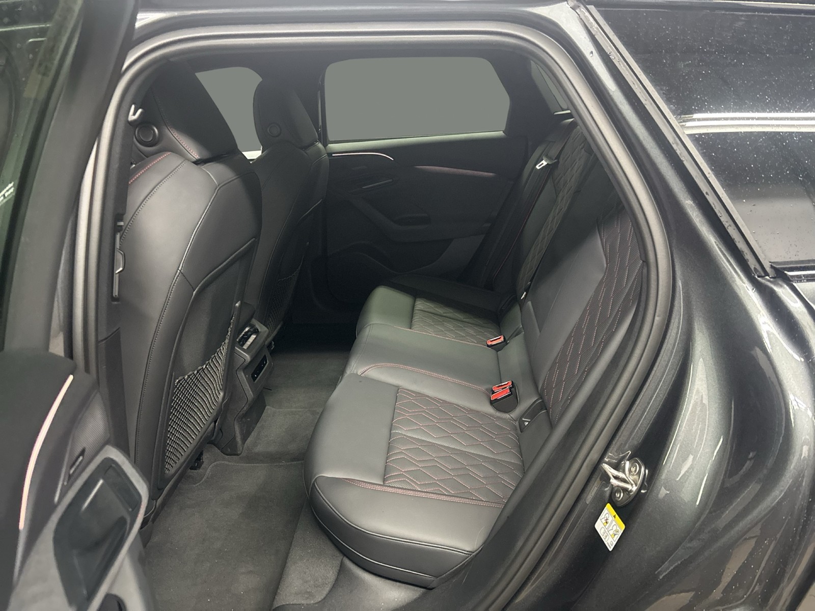 Audi A6 e-tron Avant quattro S LINE TECHPRO PANO 21"