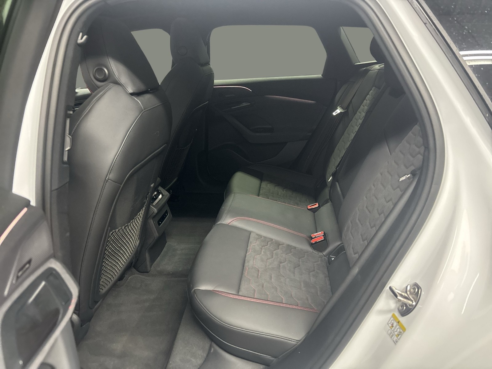 Audi A6 e-tron Avant quattro S LINE TECHPRO PANO 21"