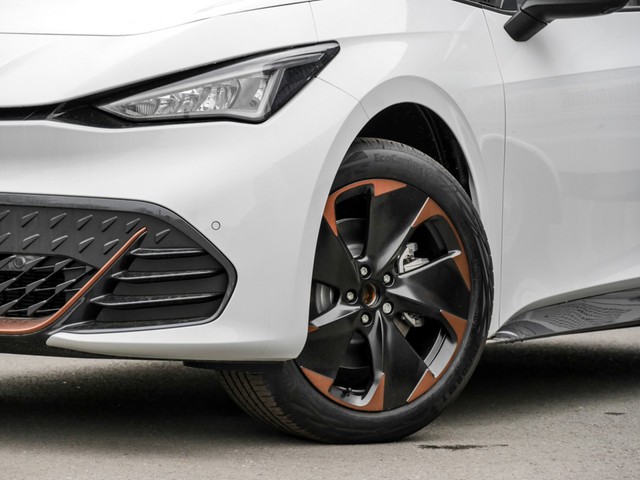 Cupra Born E-BOOST WÄRMEPUMPE BEATS 360°CAM ACC LM19