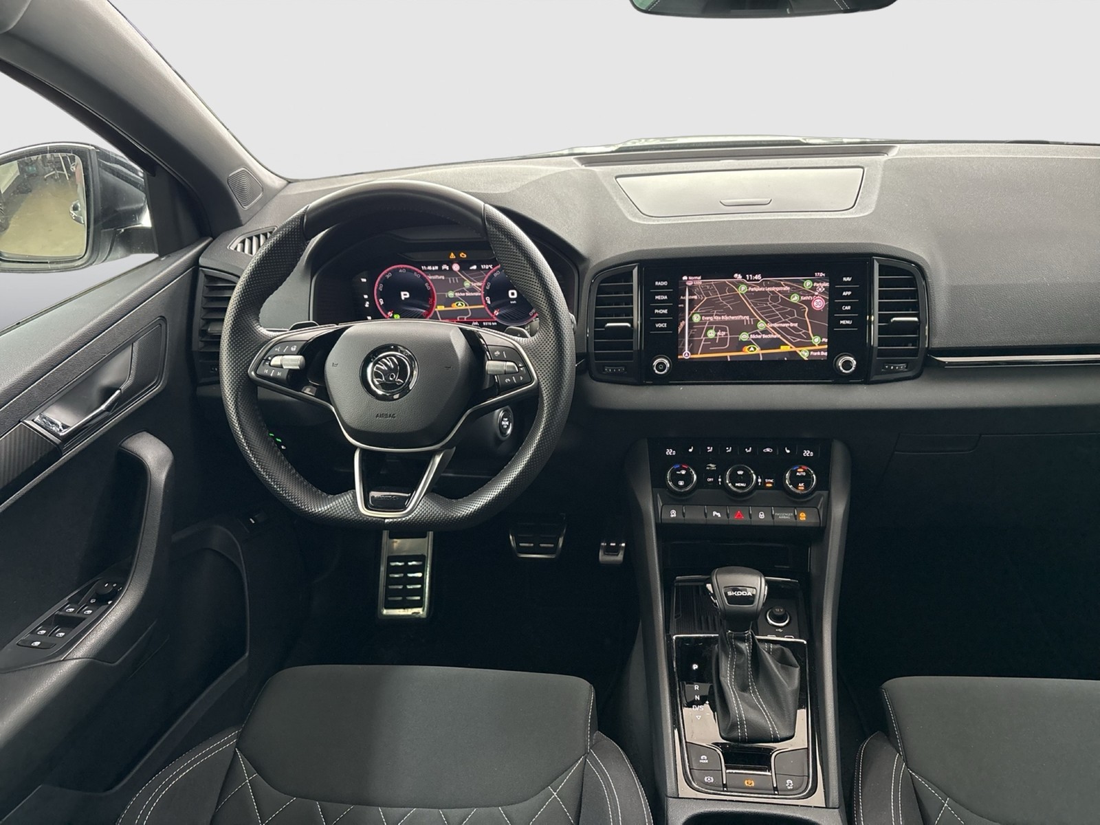 Skoda Karoq 1.5 SPORTLINE AHK CAM LM18 MATRIX E-KLAPPE